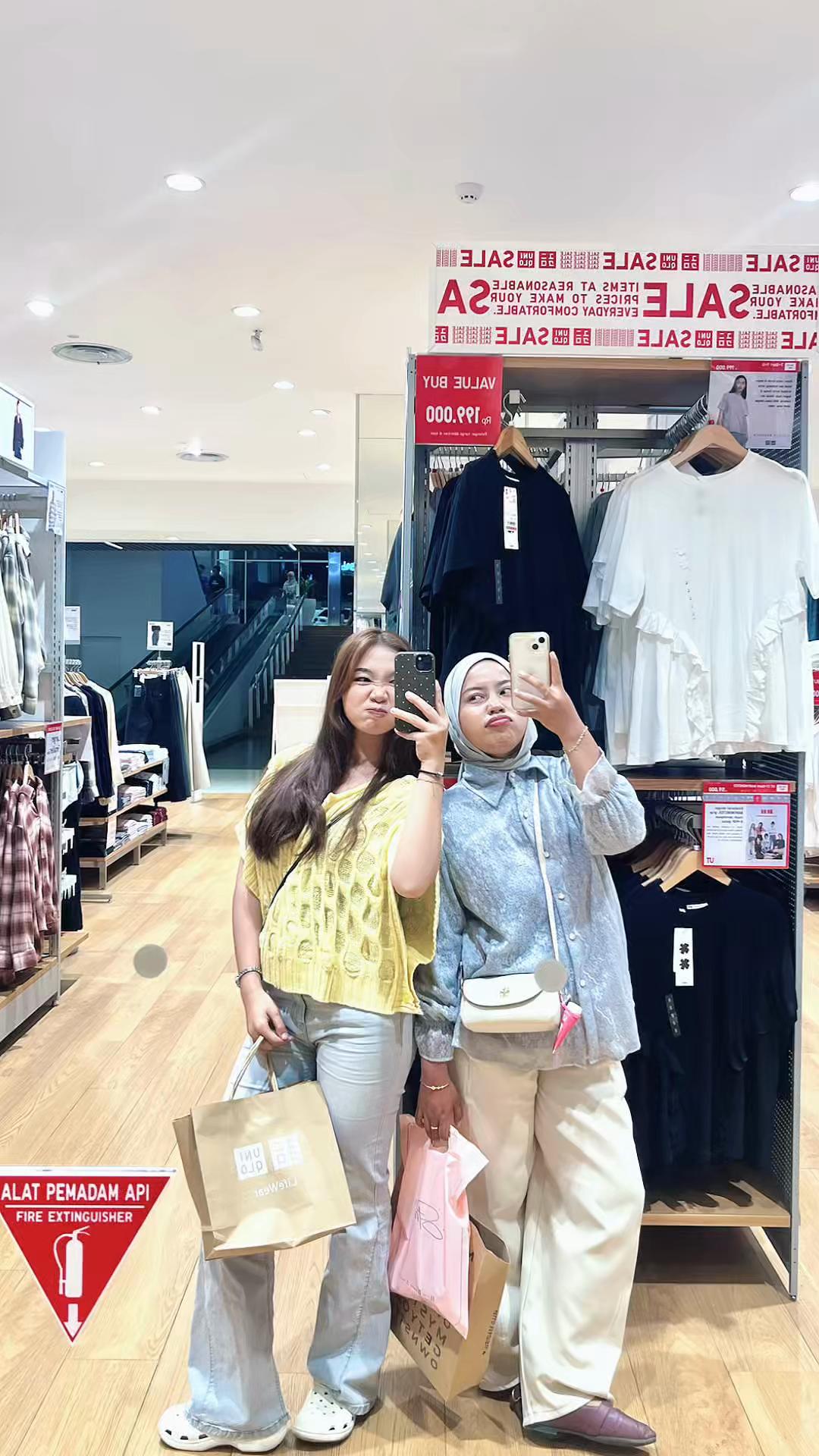 @nuyen