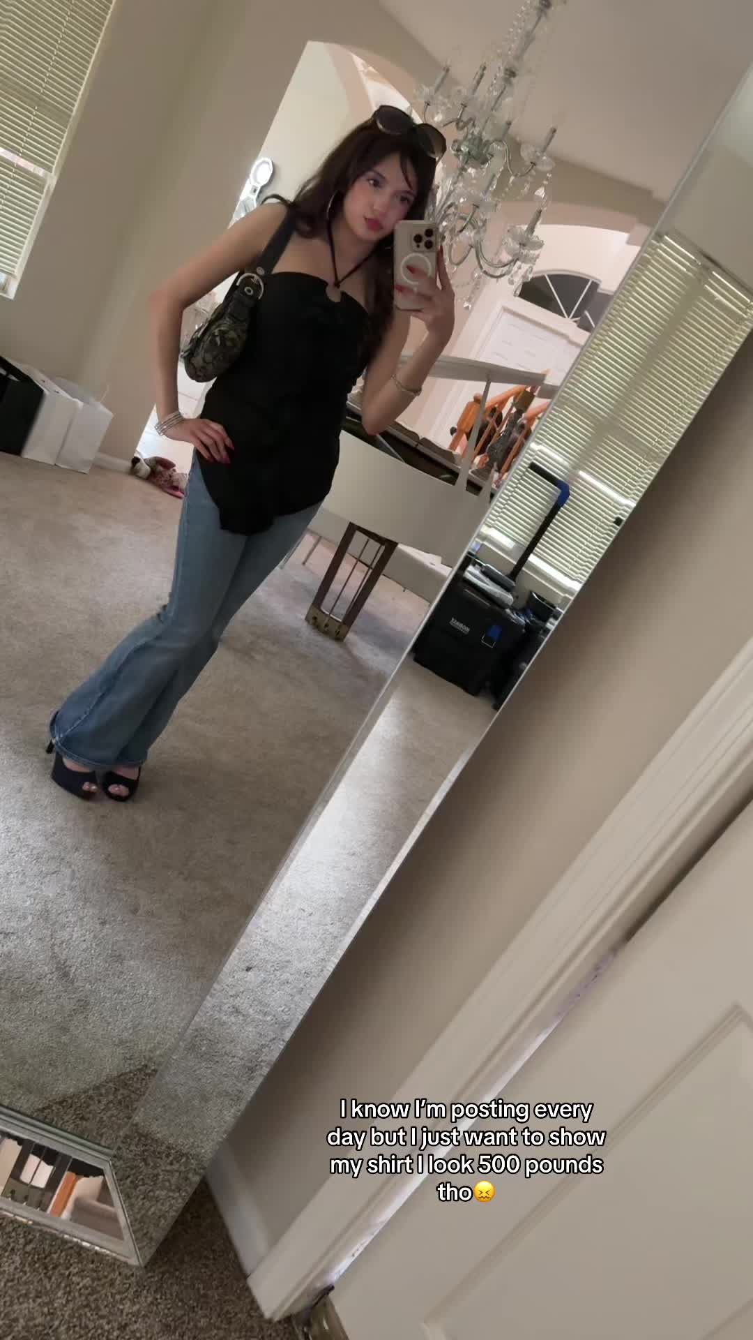 @𝓒𝓱𝓵𝓸𝓮🤍