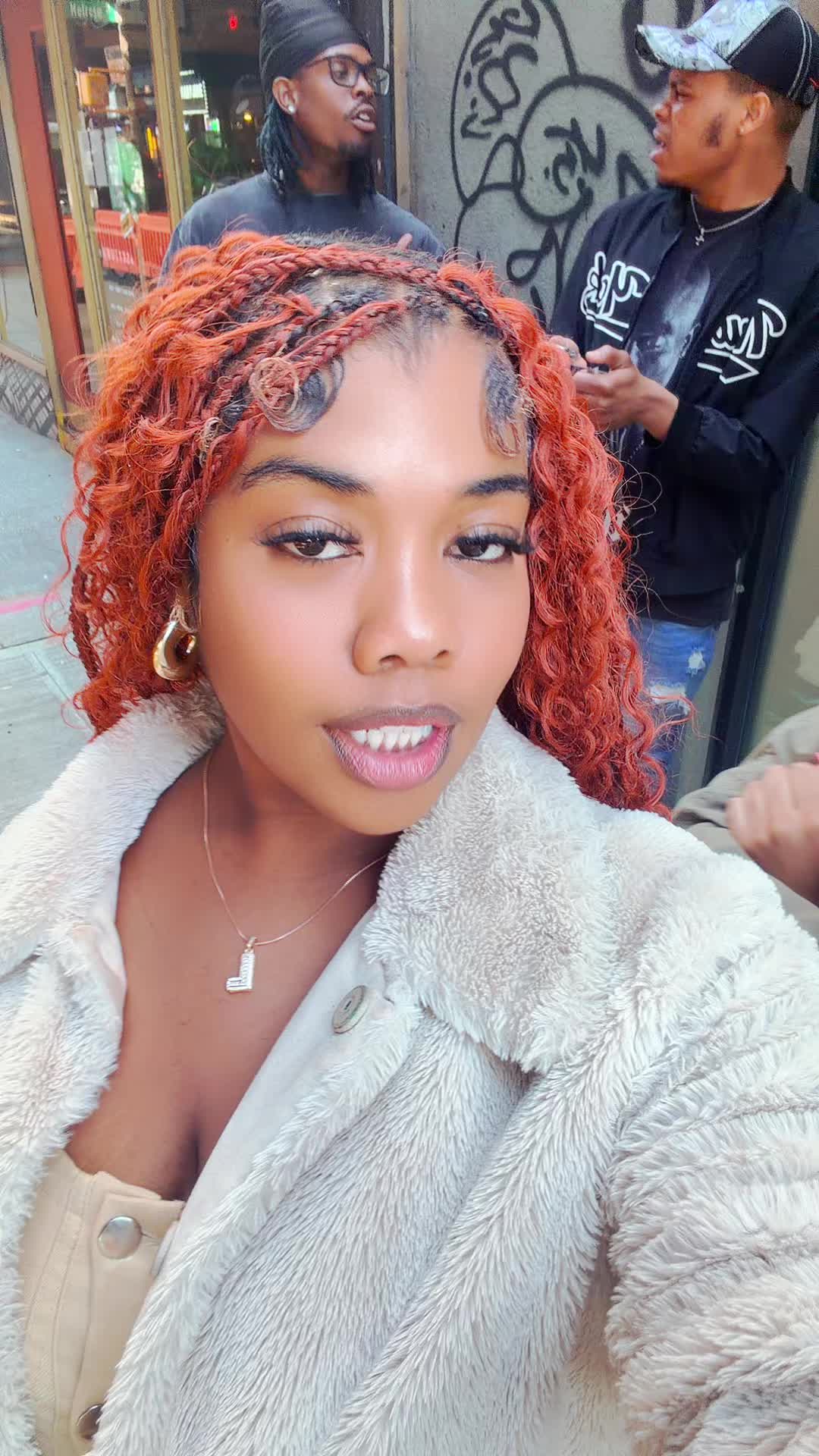 @Lauryn<3
