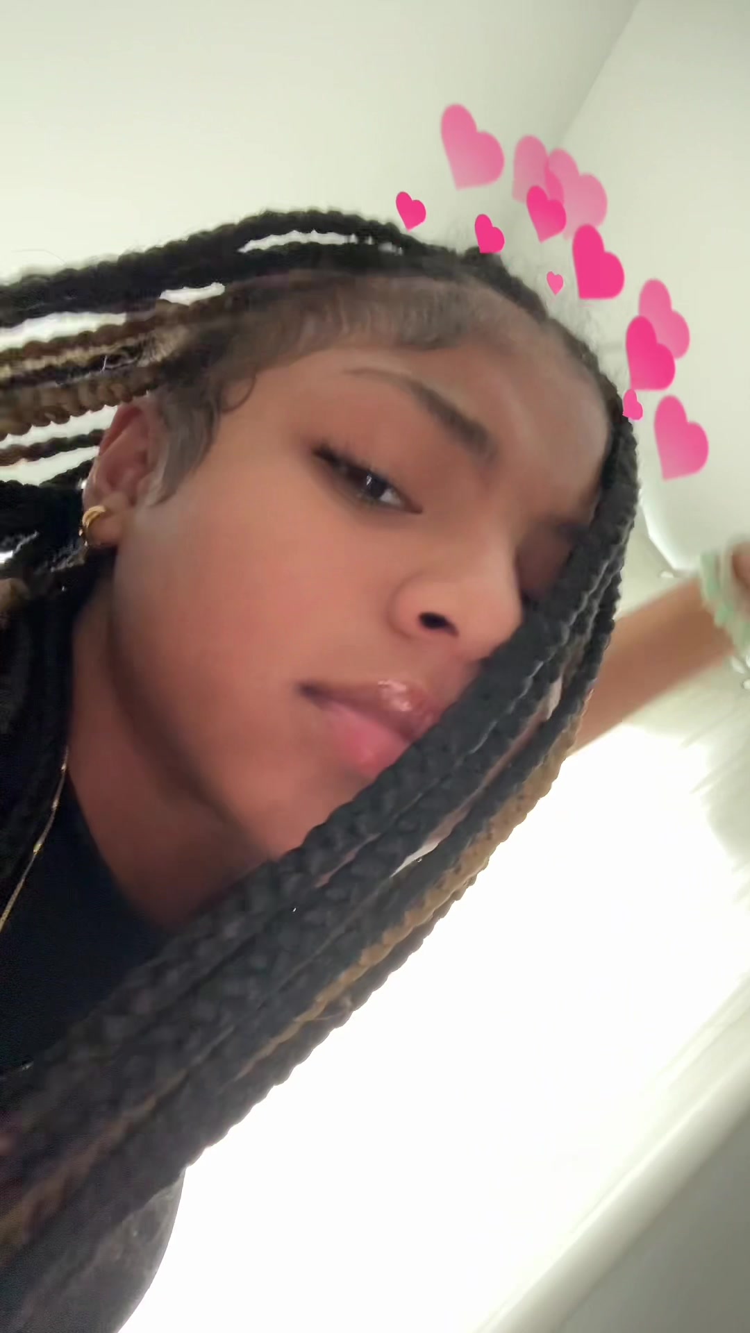 @😉