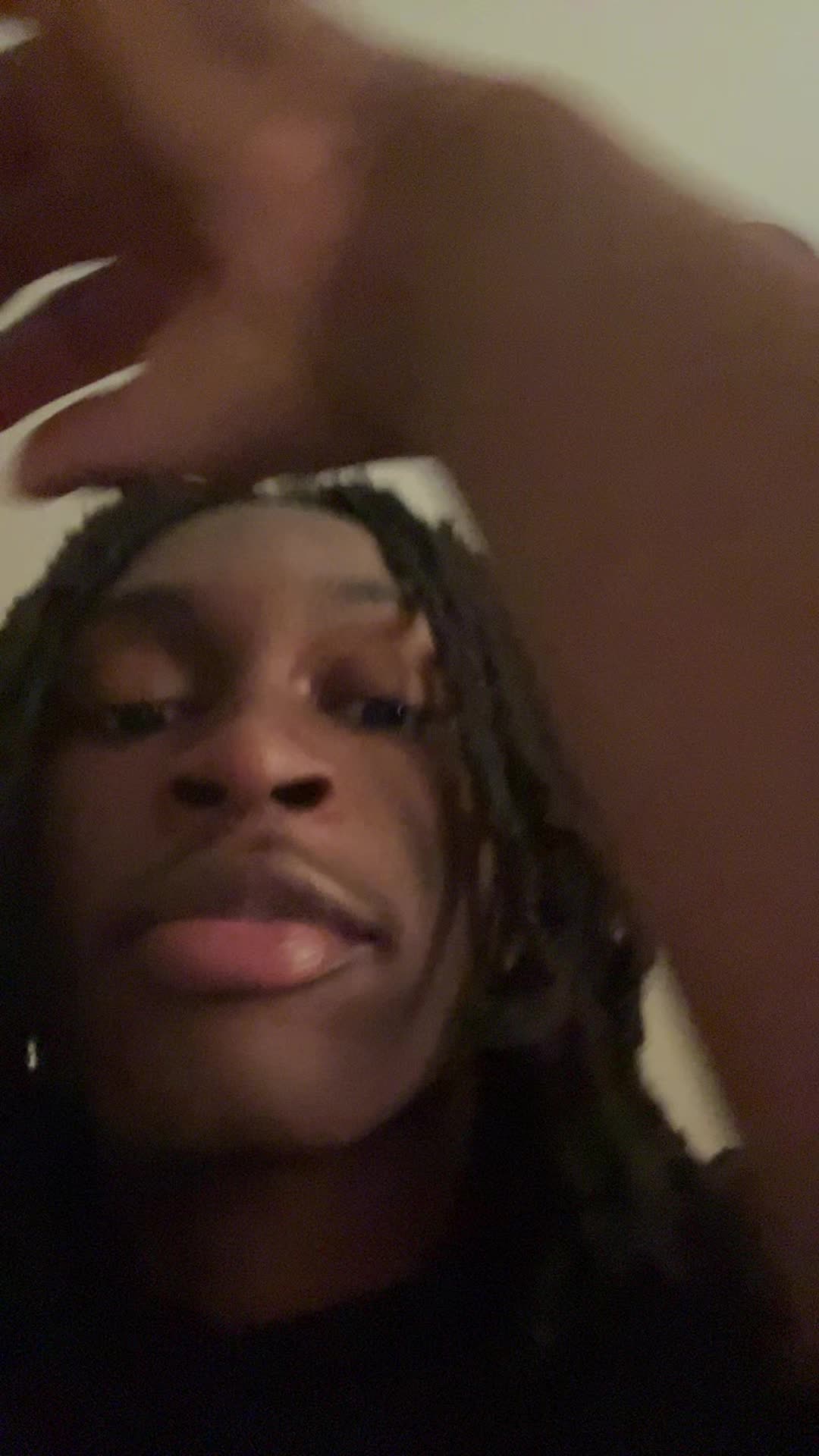 @️