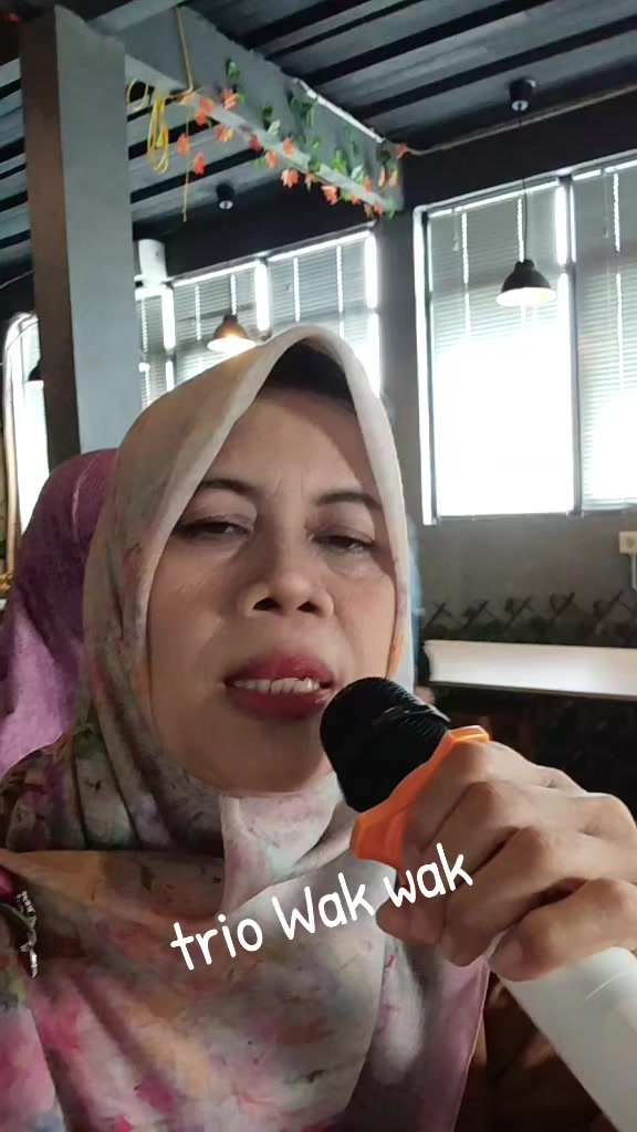 @Yusdina