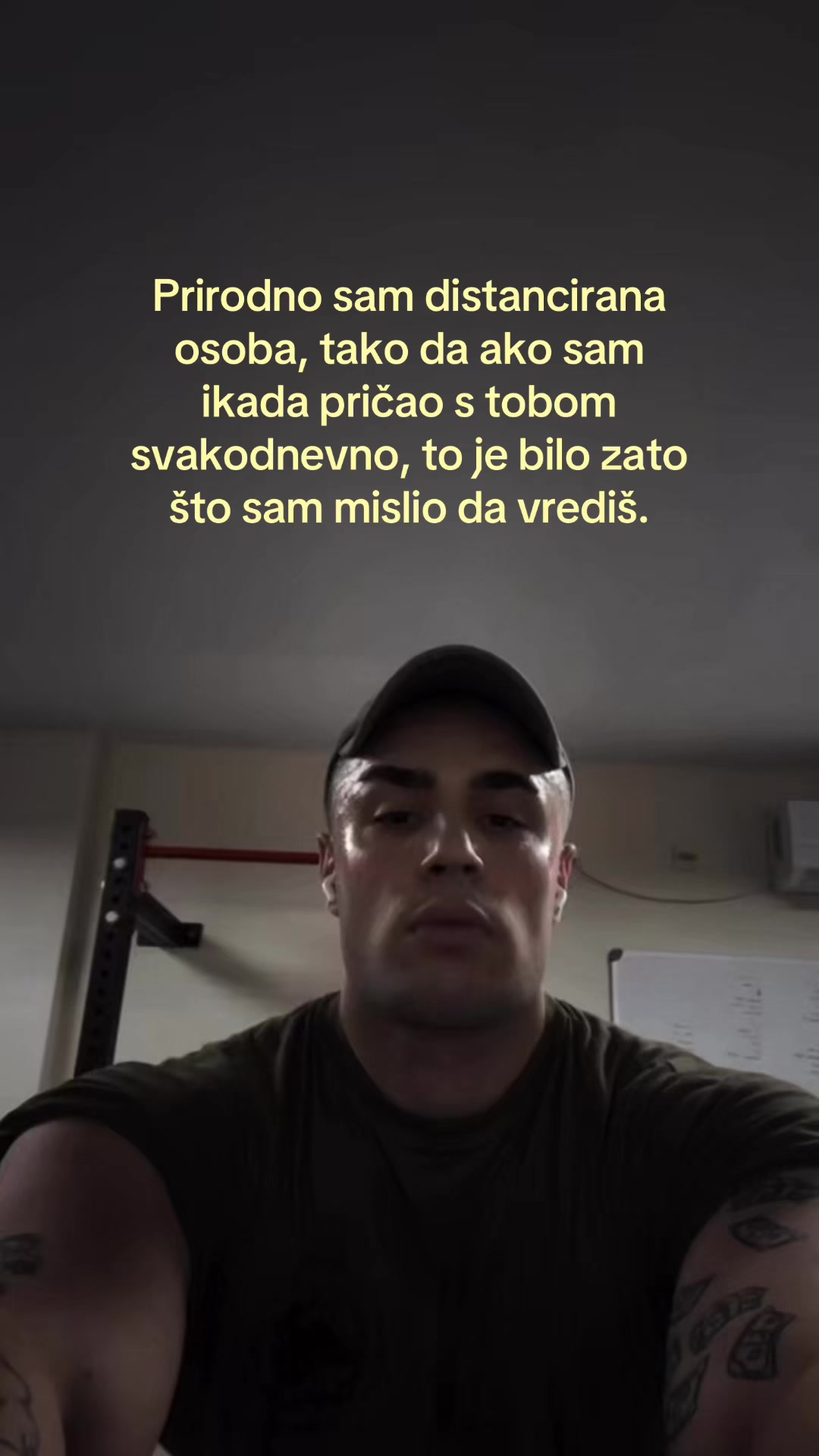 @V U K