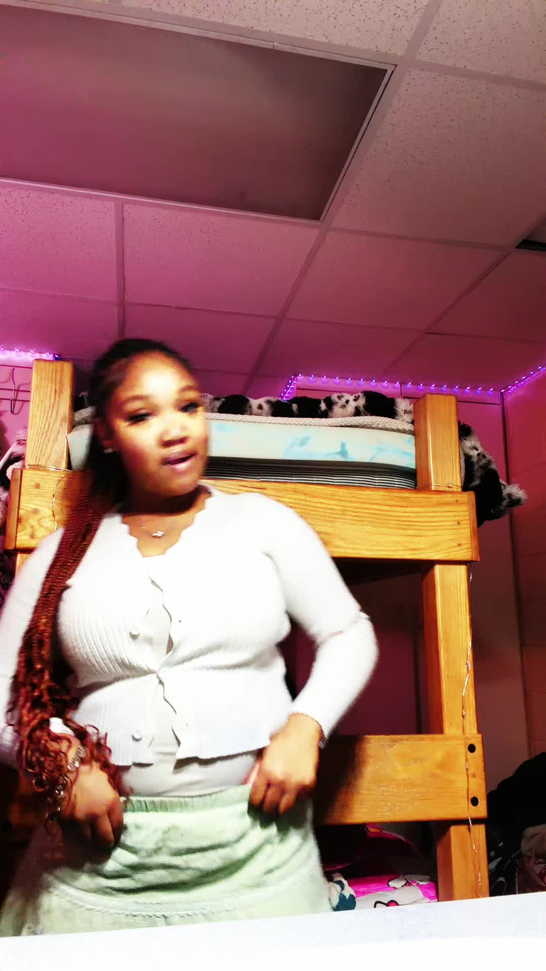 @caideii2