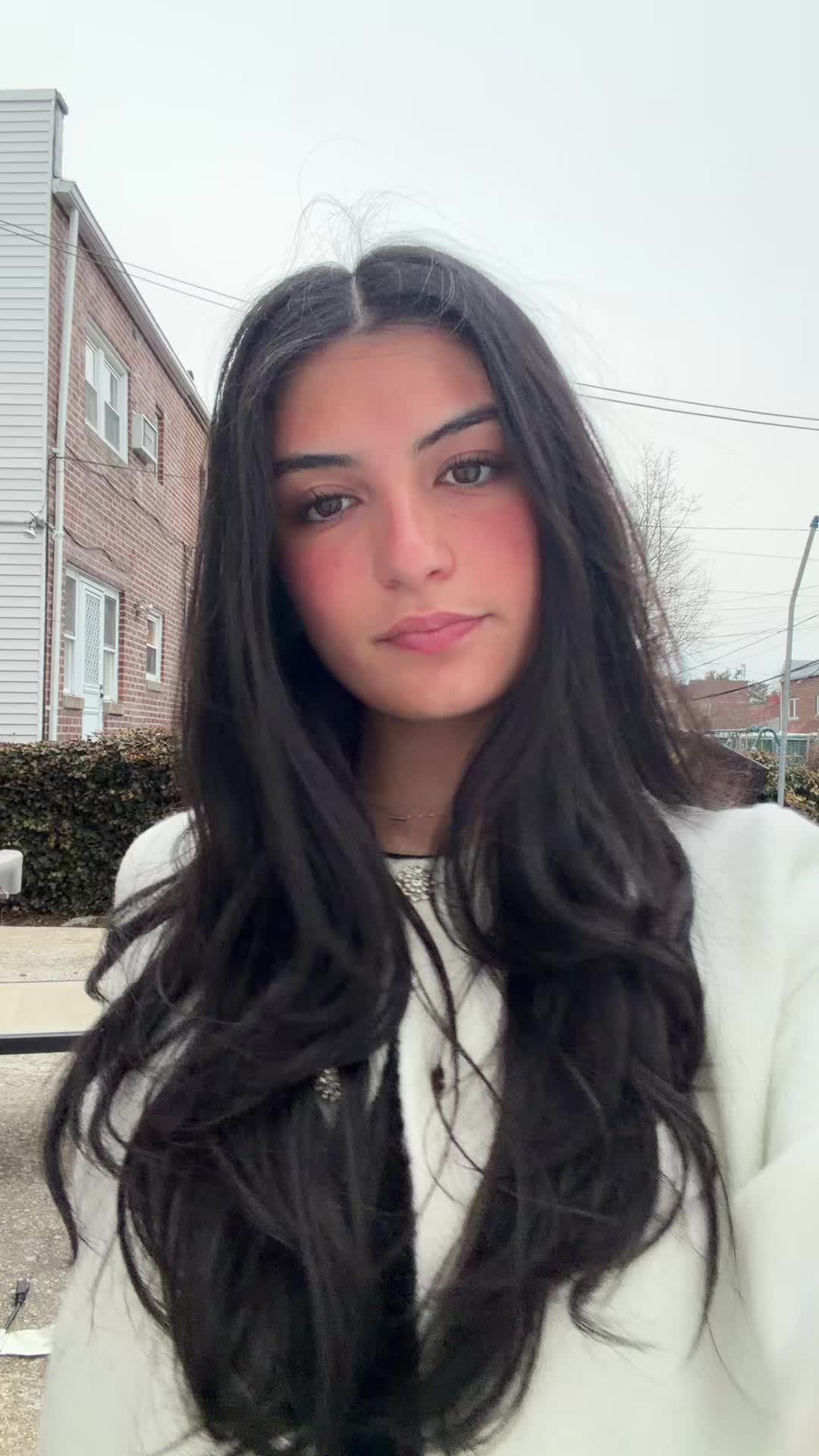 @dkjejejen30303022