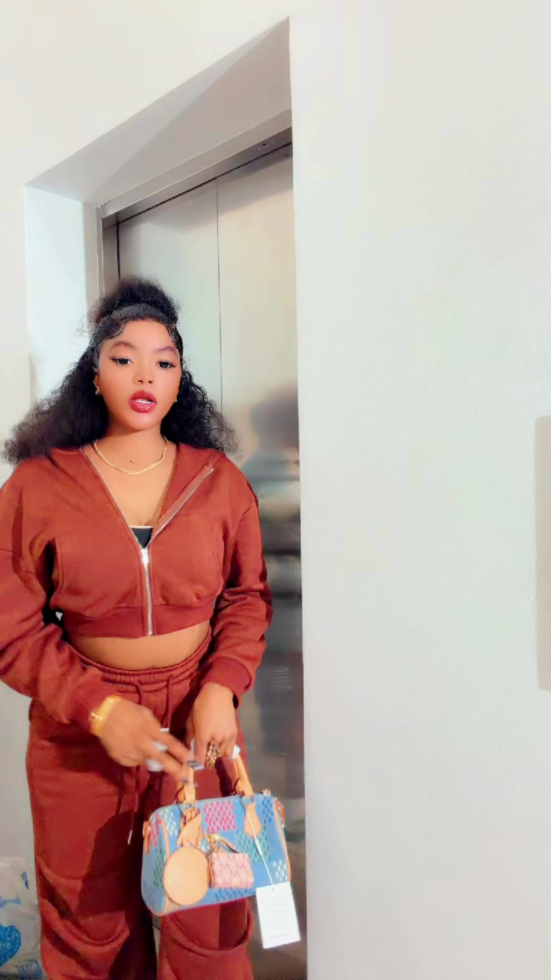@✨✿𝚁𝚊𝚗𝚒𝚊✿✨