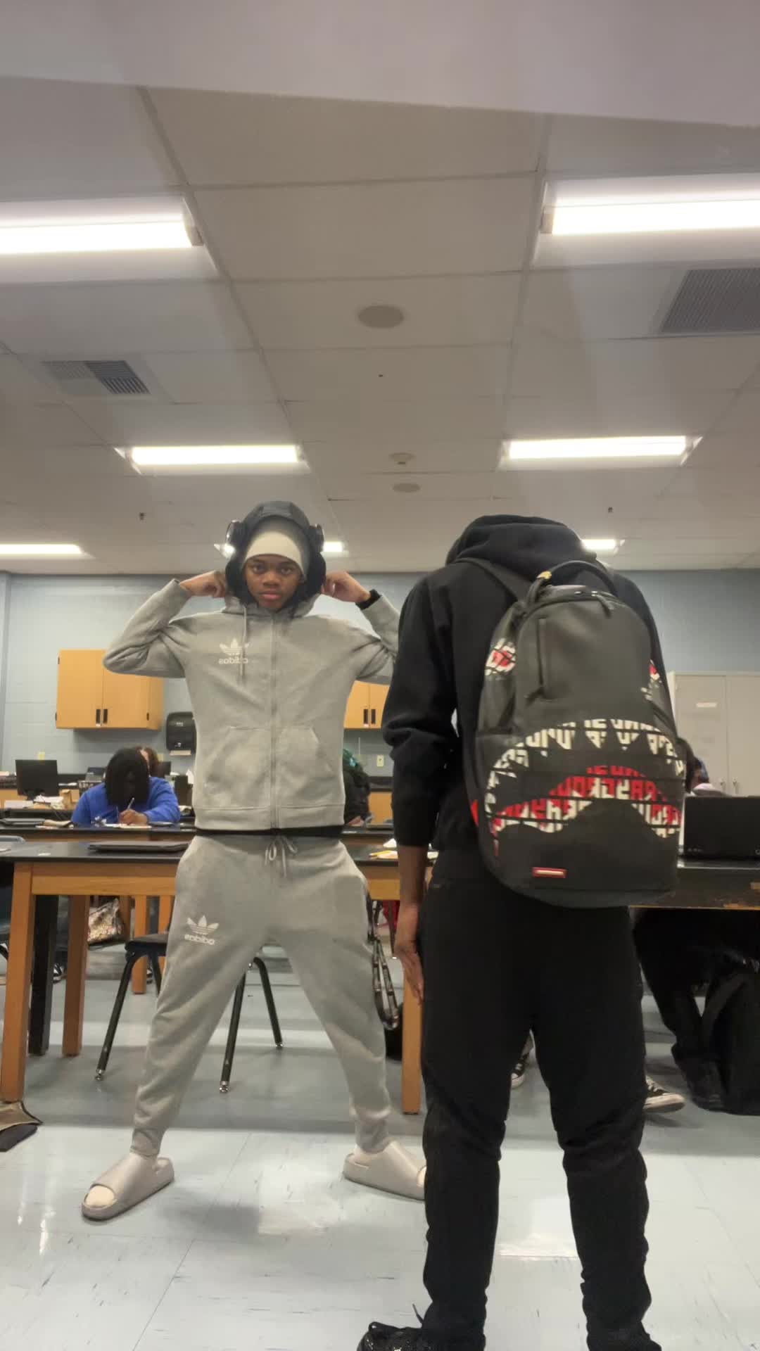 @nobodyy
