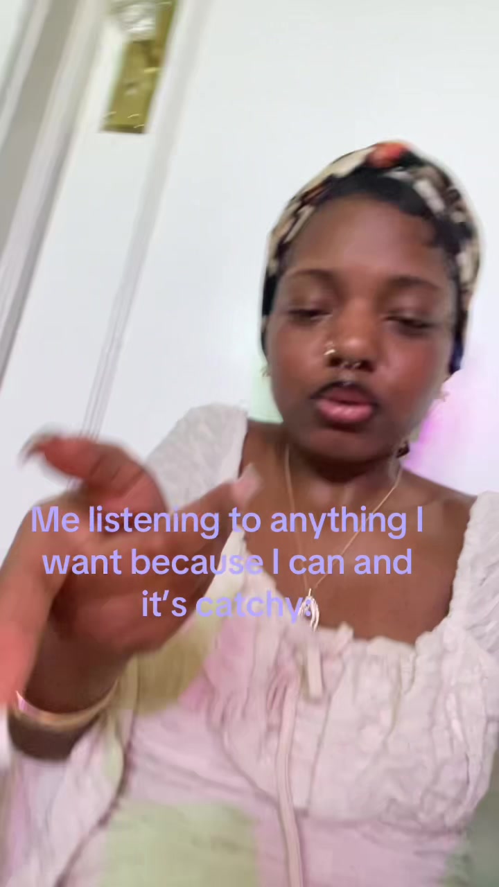 @NinaSarafina