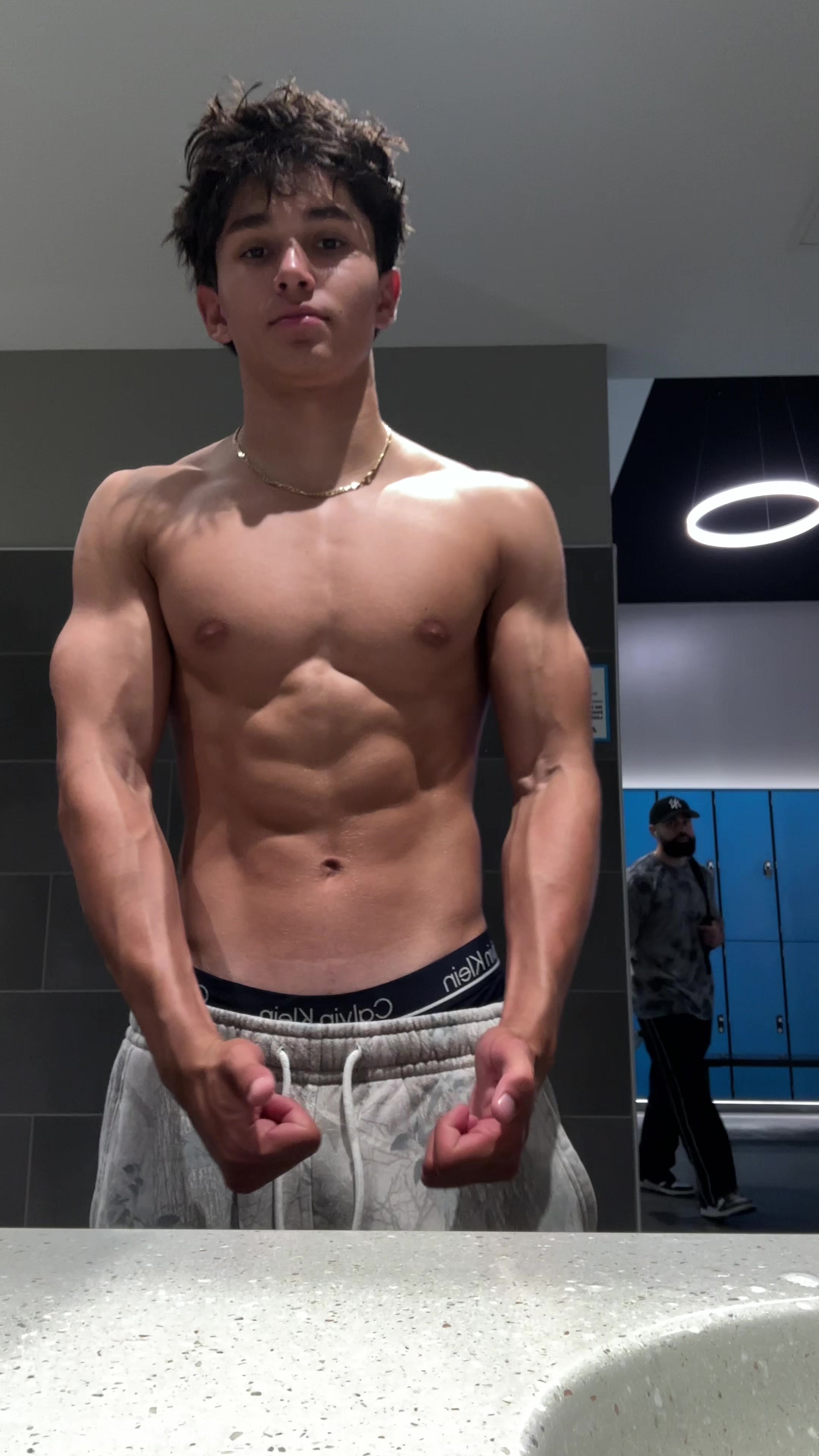 @Z