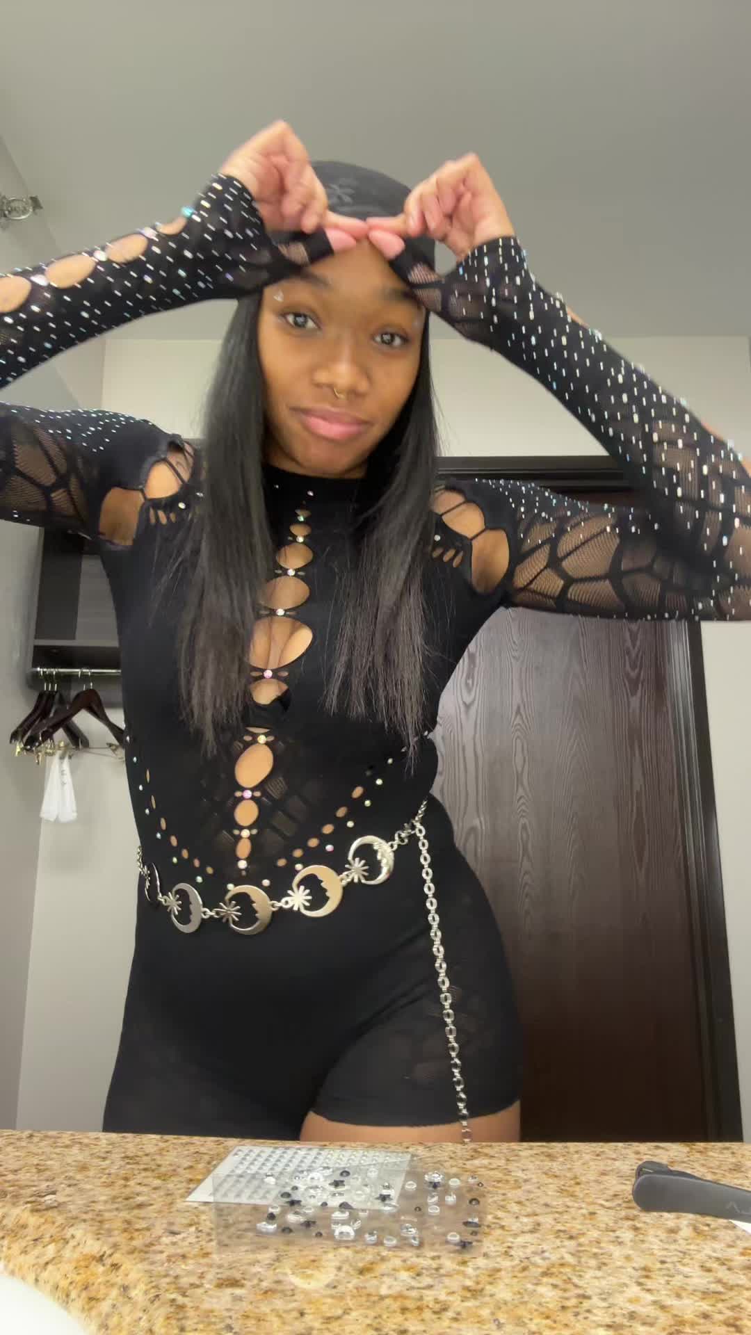 @Toniii