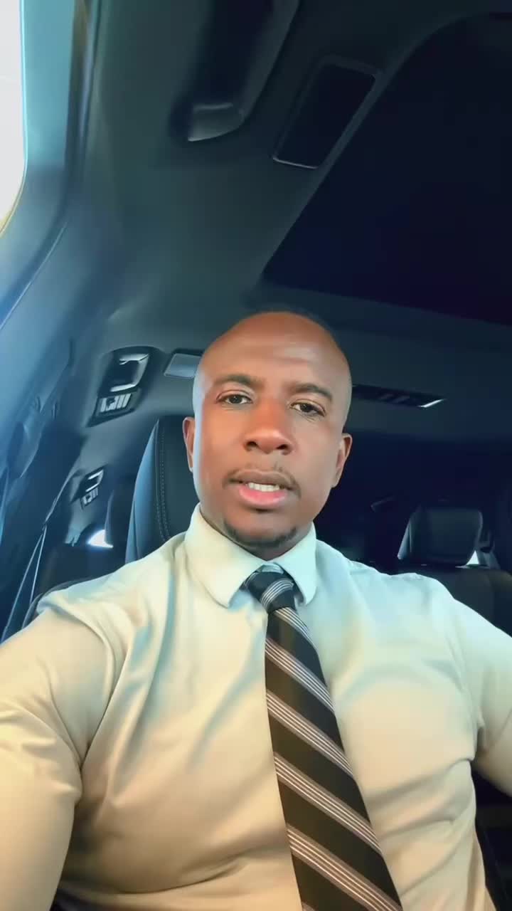 @johnniemariemonroe