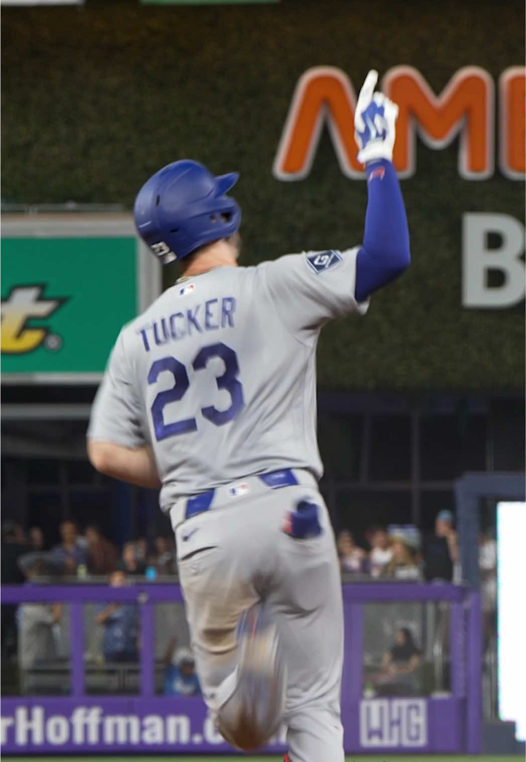 @Los Angeles Dodgers