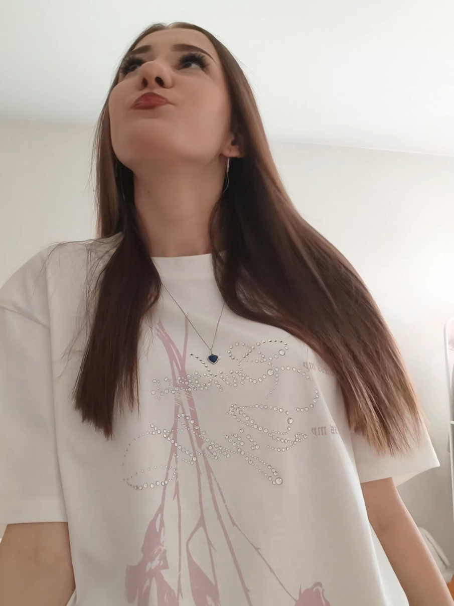 @Клубничка