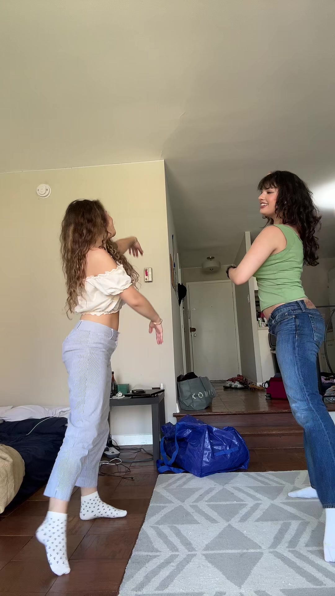 @mira