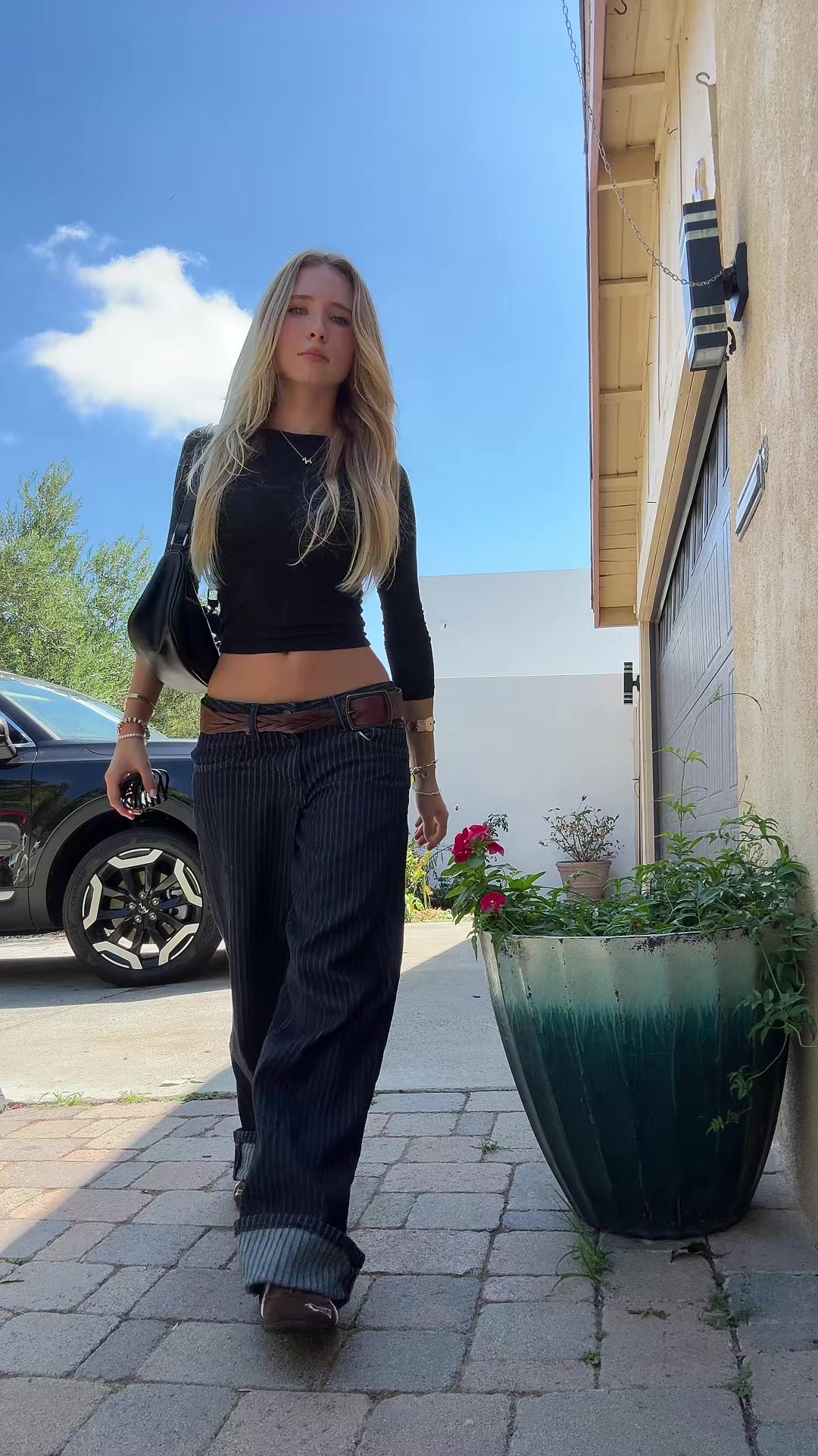 @hello_annmarie