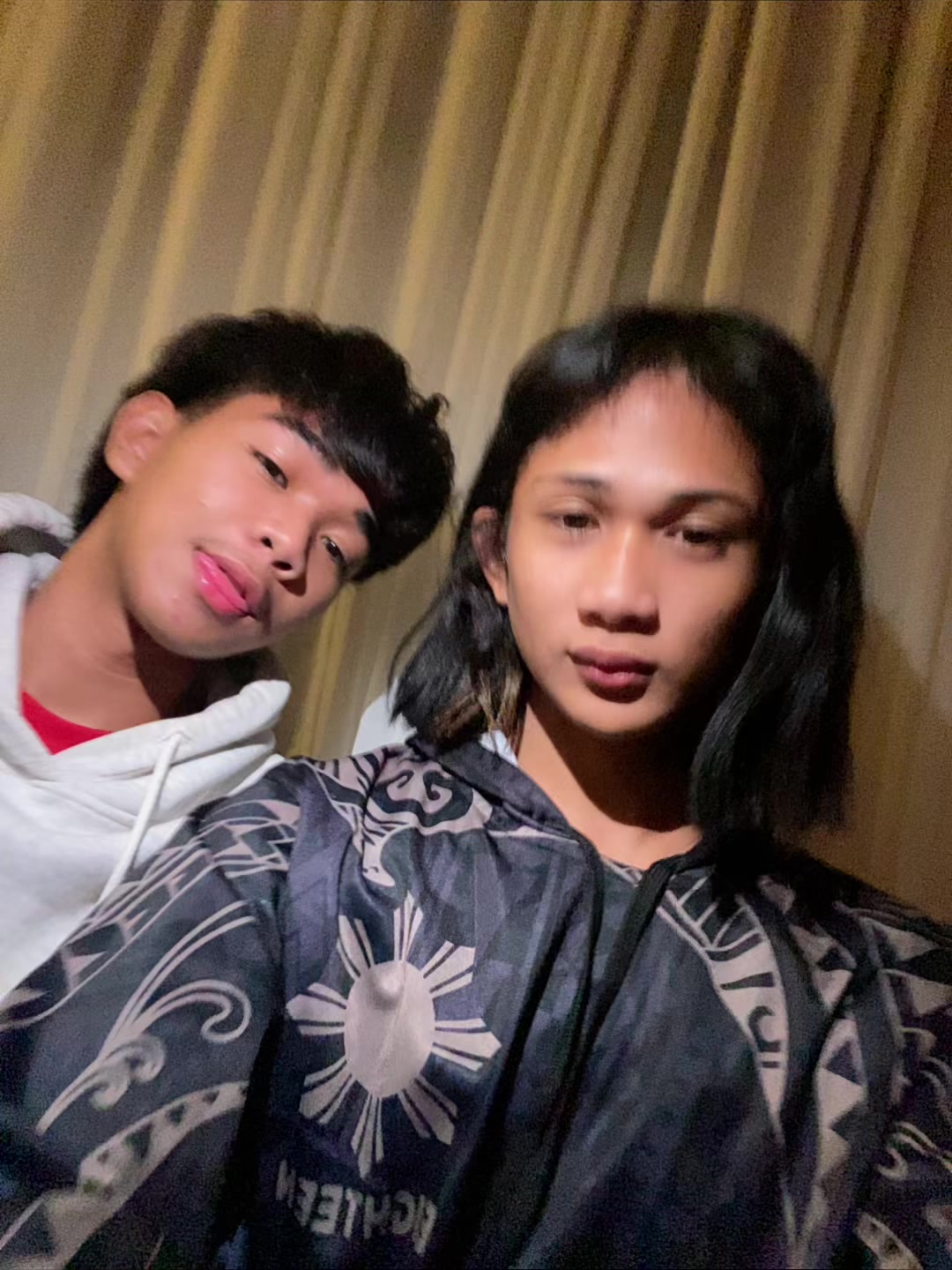 @Dump ni ayesha