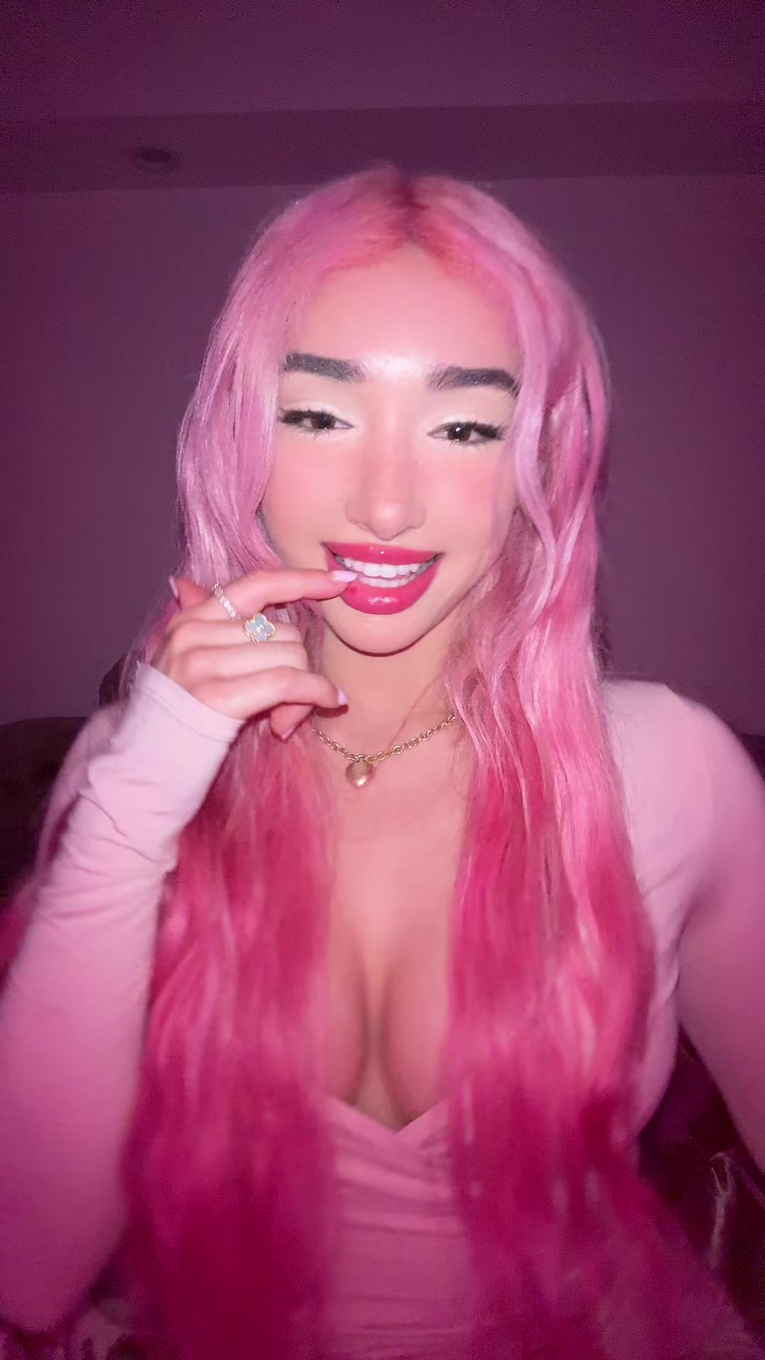@Kat