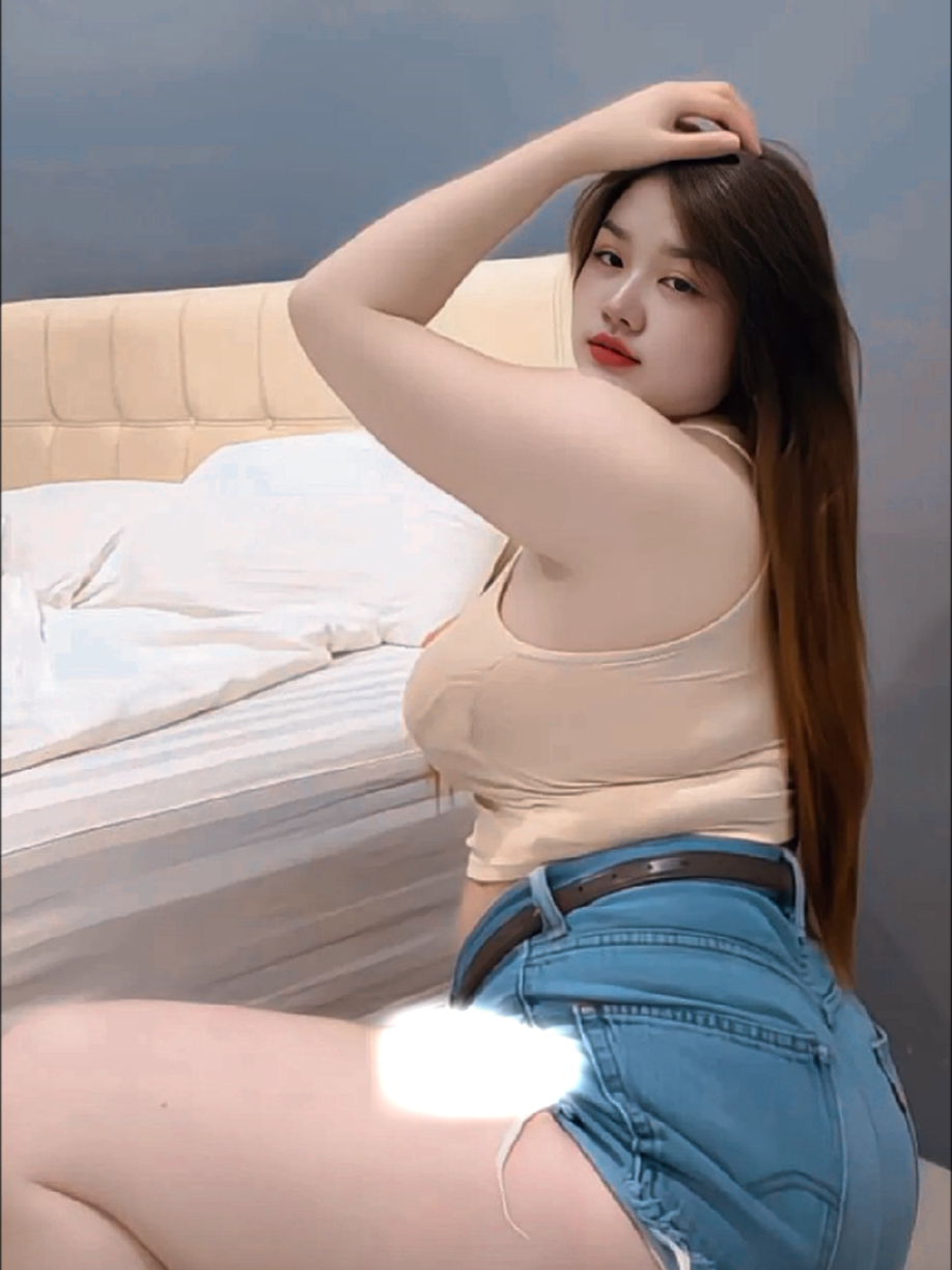 @ルー・イー