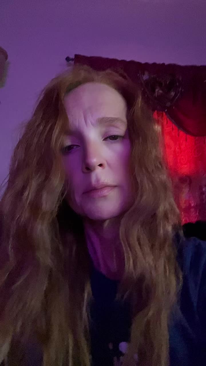 @Leann H. Thatredheadedchick