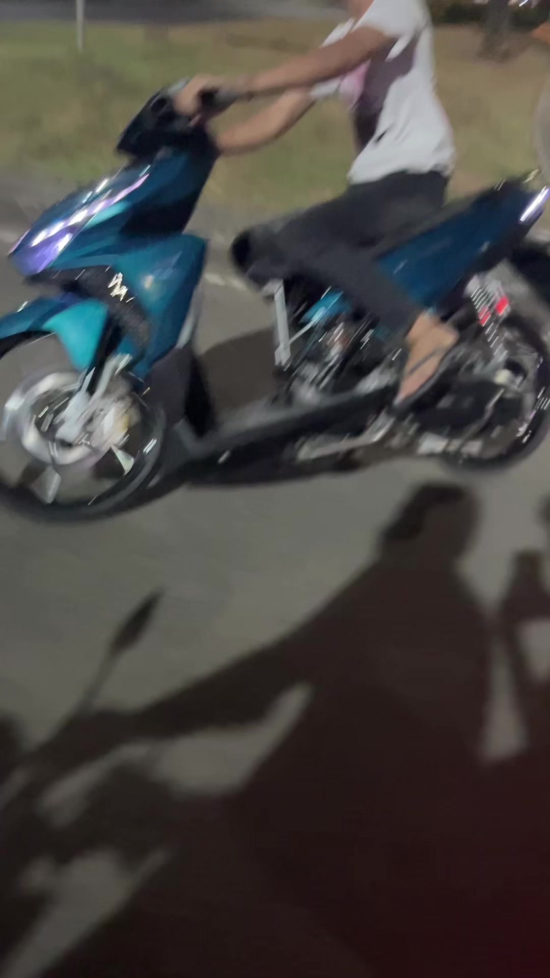 @dottskieee