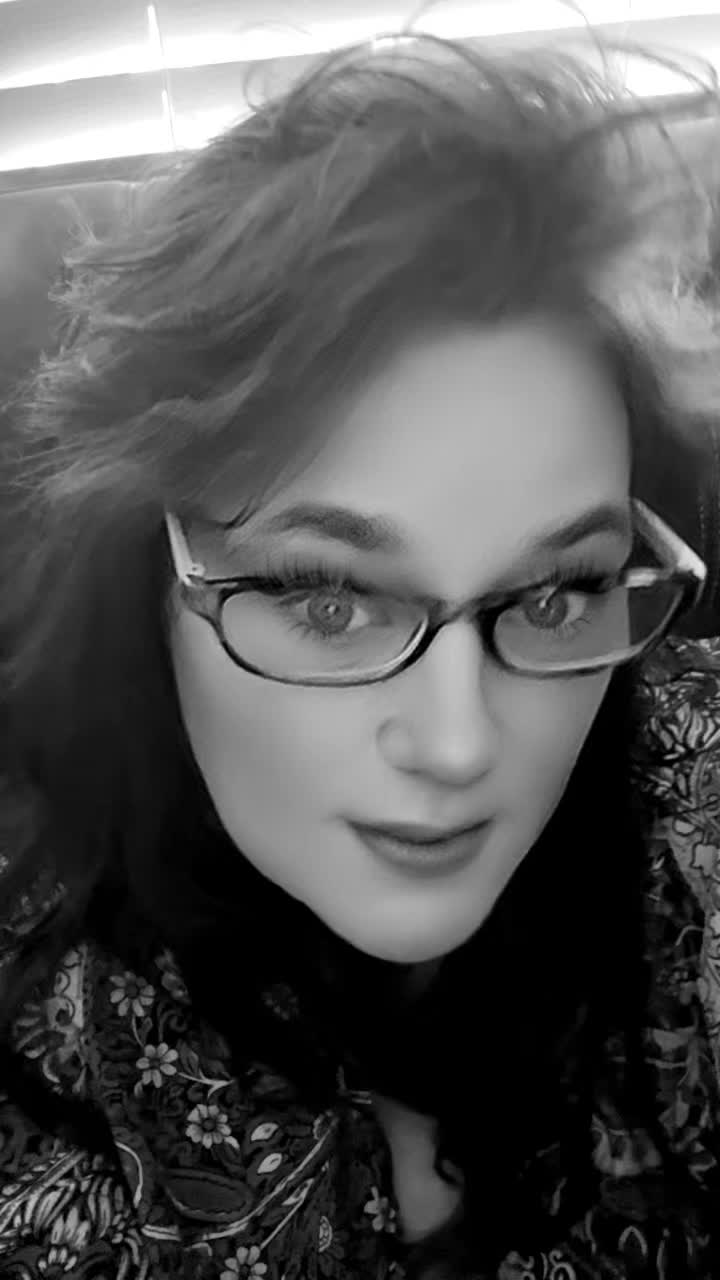 @Ronjangeorge1 Janet Radley💙💙