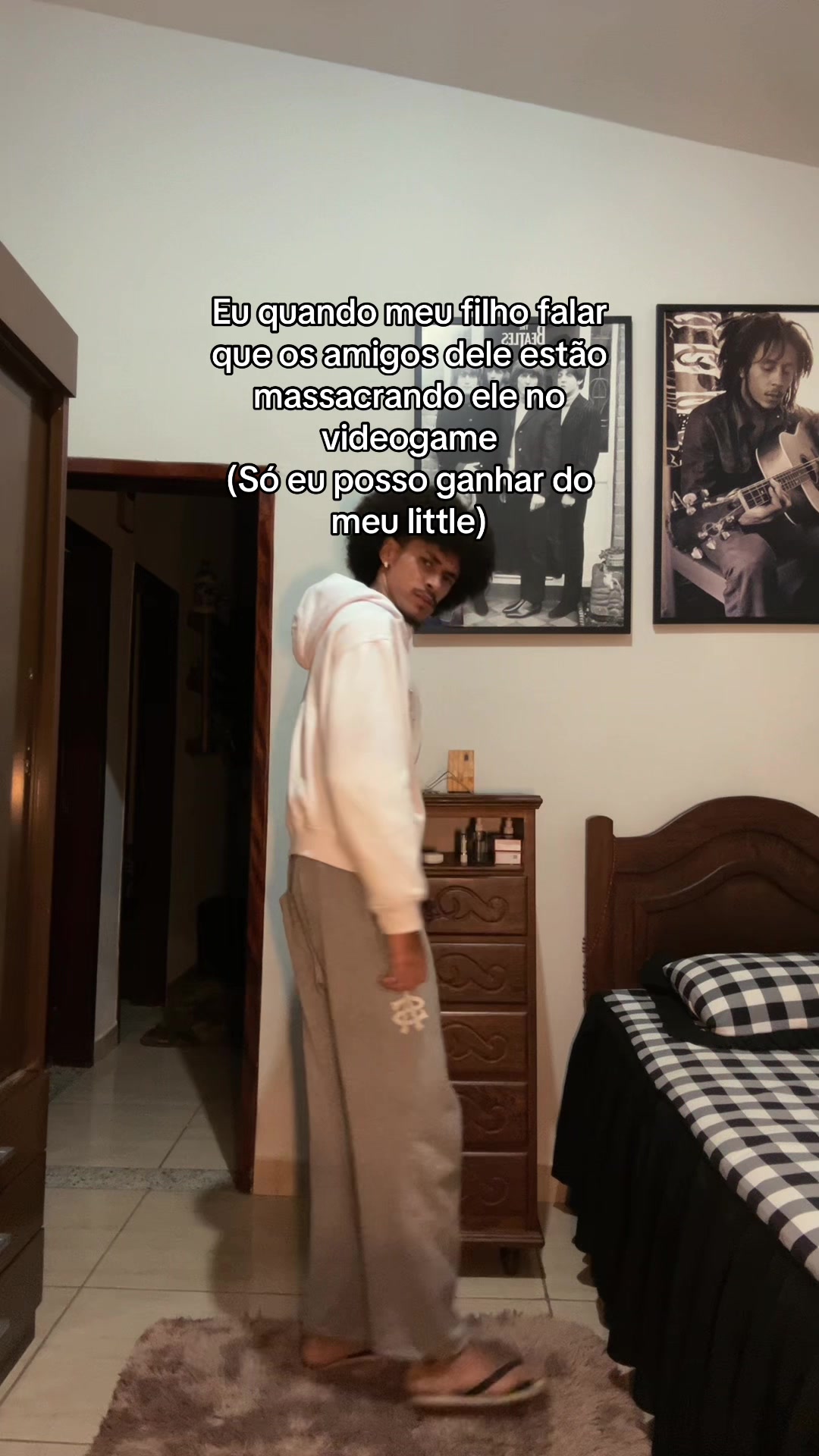 @neuvess_