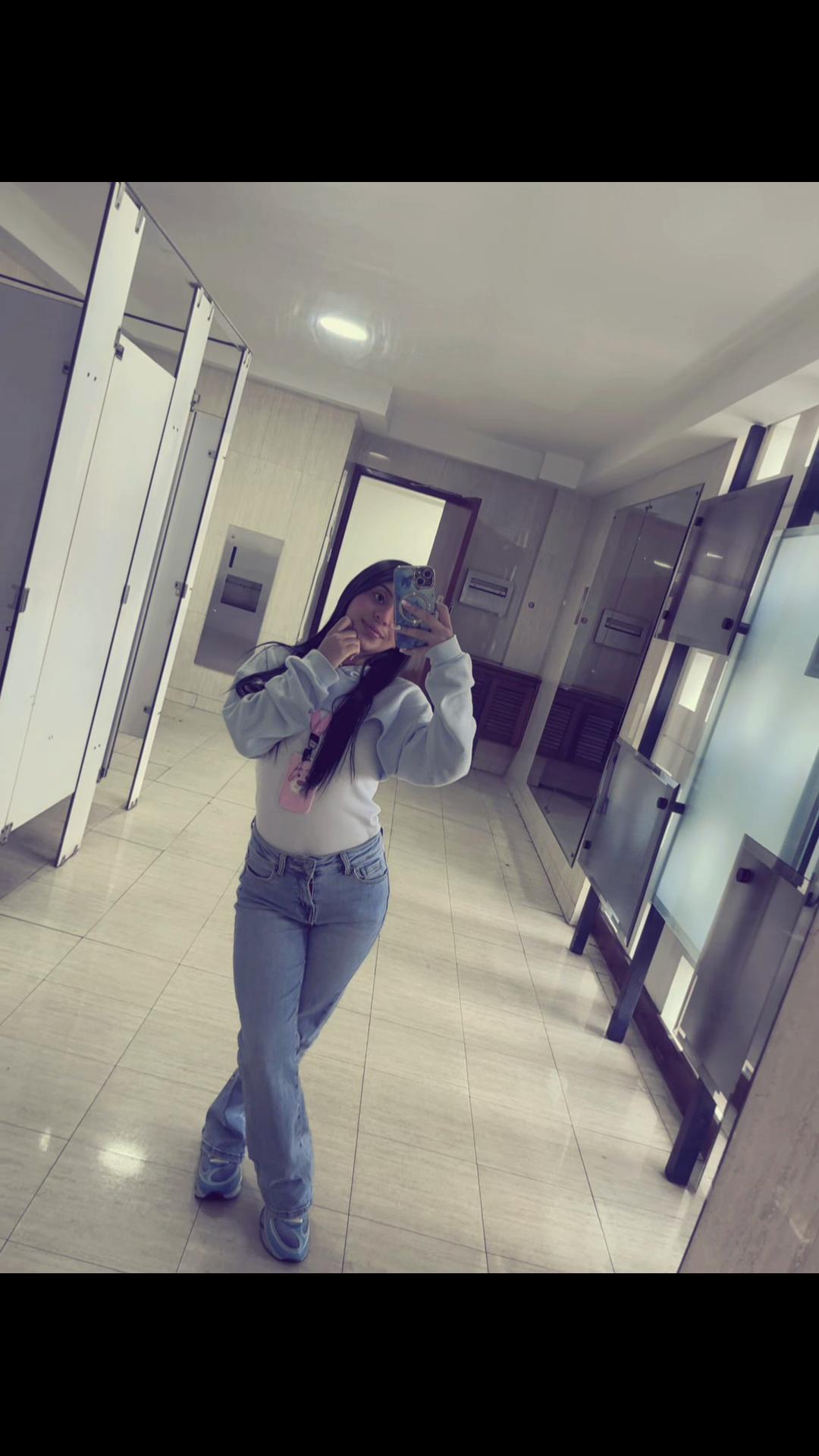 @Anyaly