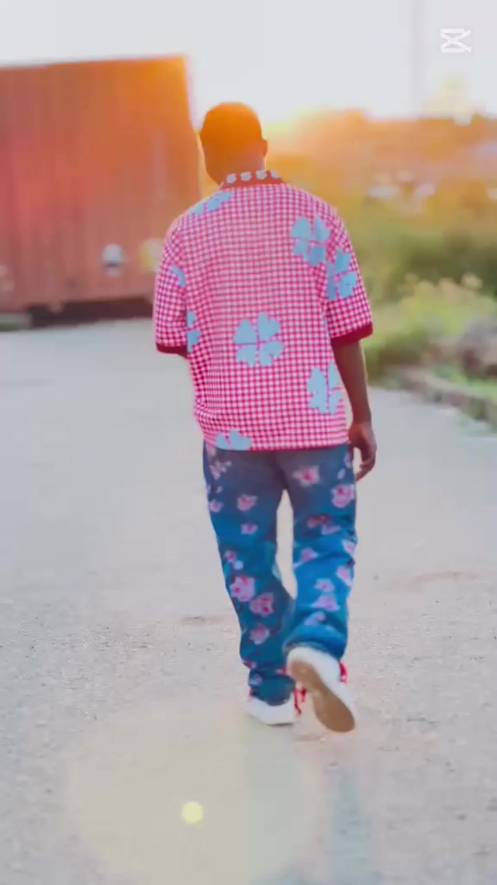 @24 octobre 🎂🥳🦂🎉🎉🎉🎊