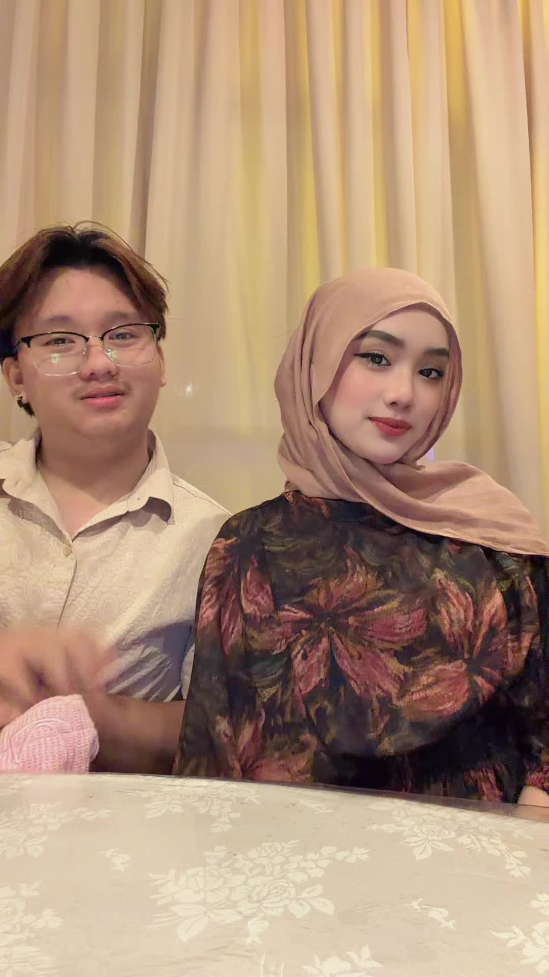 @afeesyaa