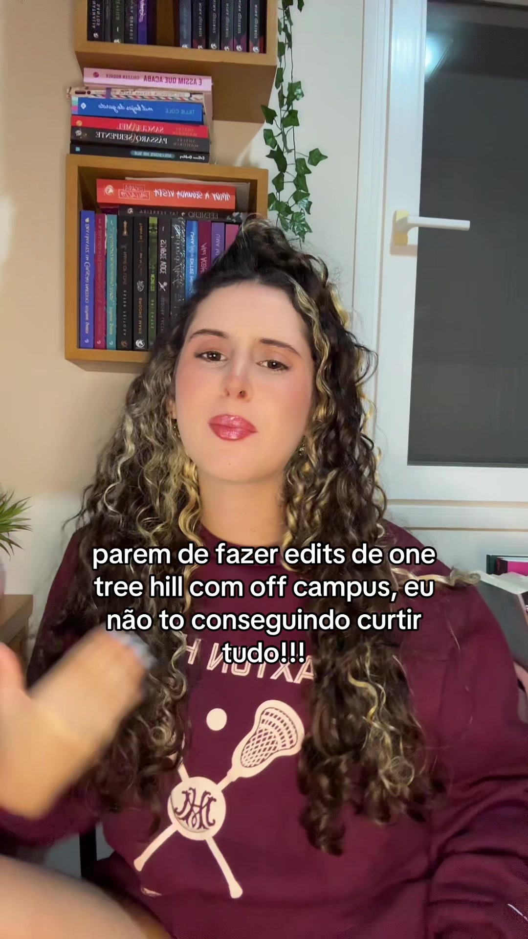 @mari & isa 📚