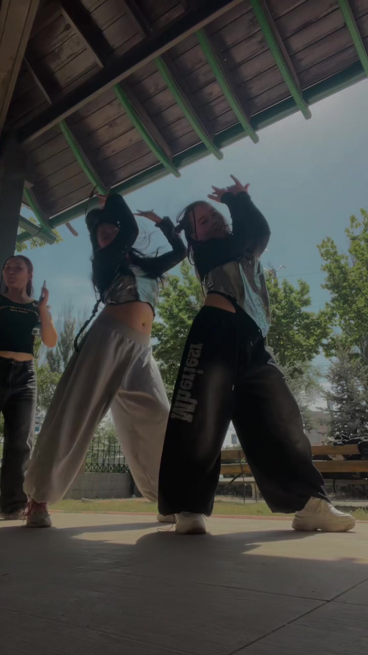@Дашок