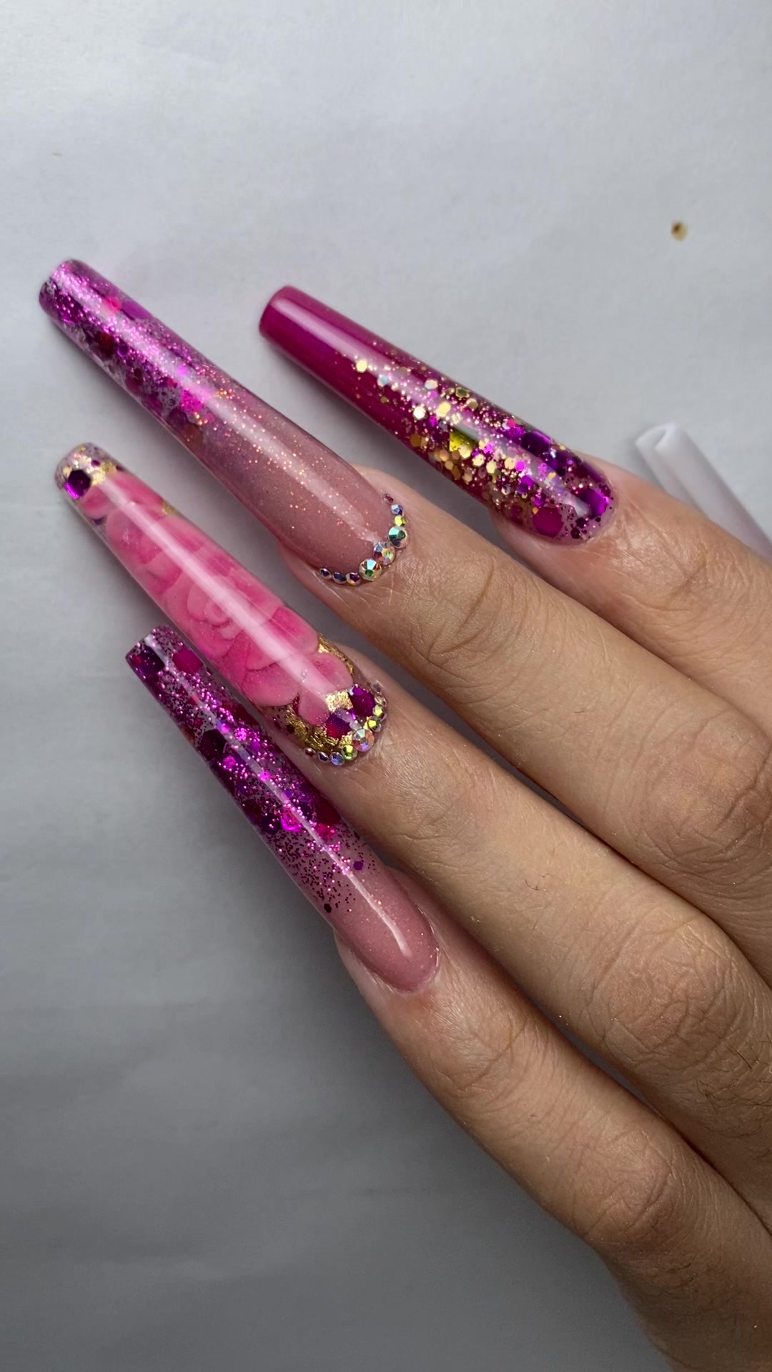 @Prismanails_