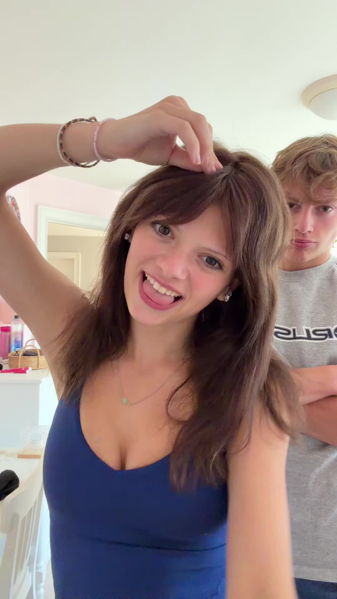 @hannahlindy0