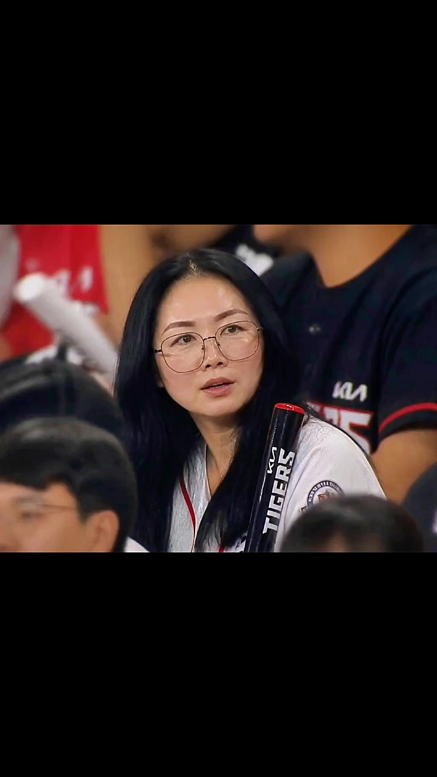 @NangKhamMoe