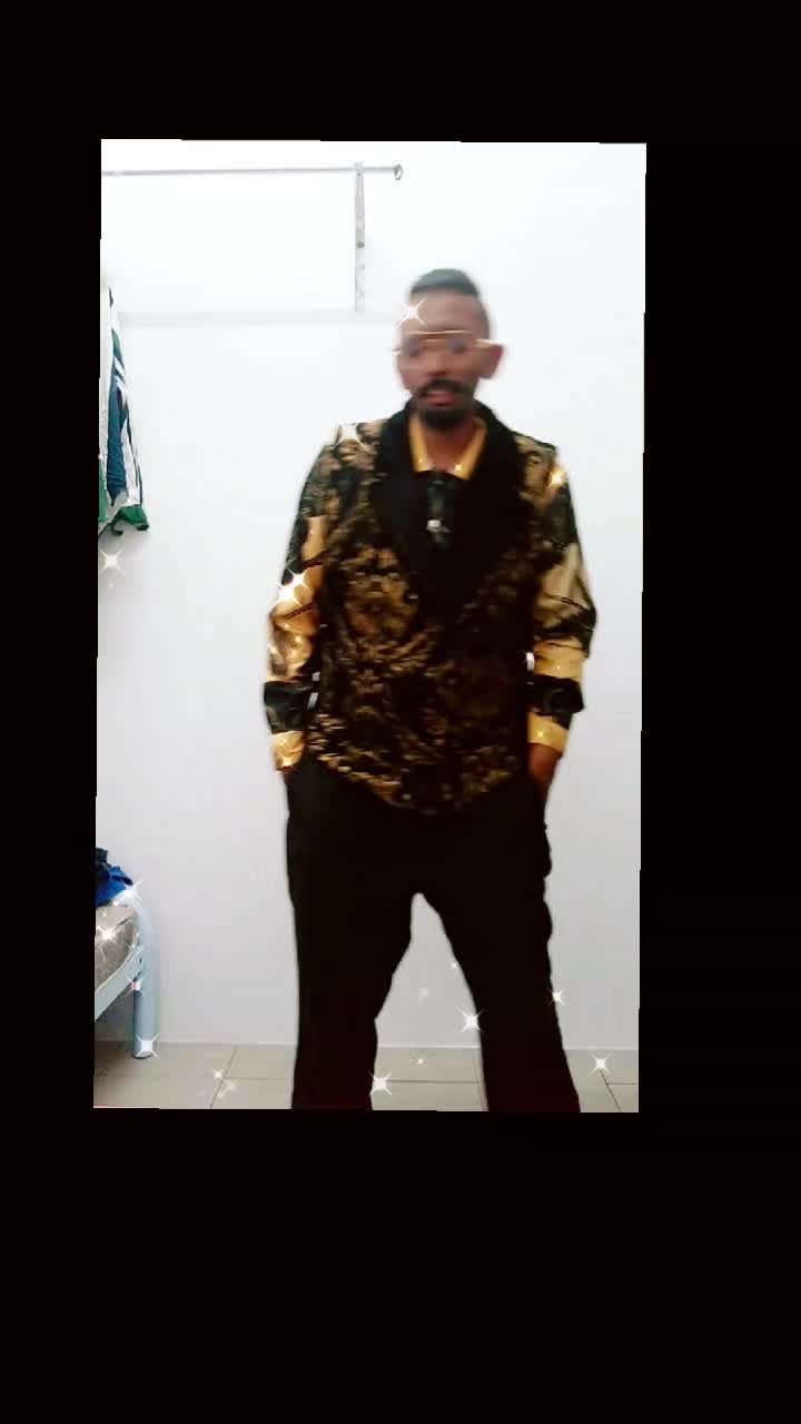 @VmastaStylo