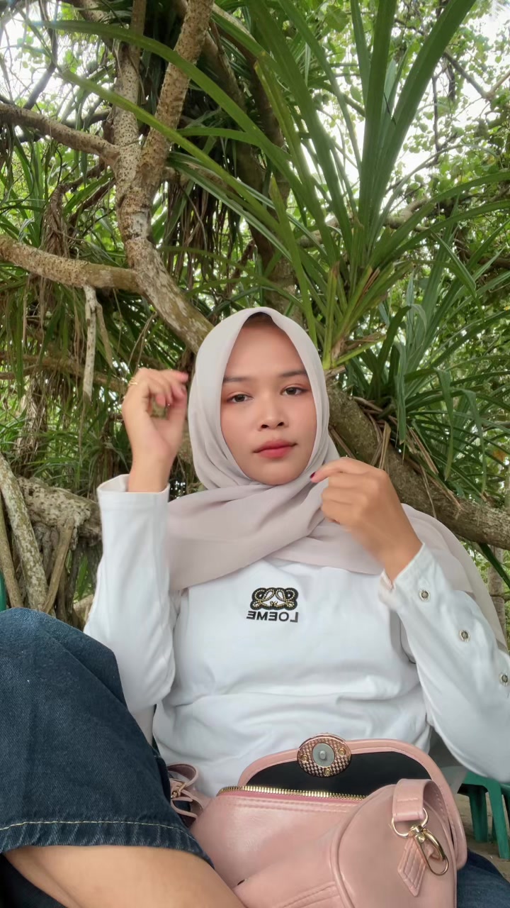@Azizah🖤🍁