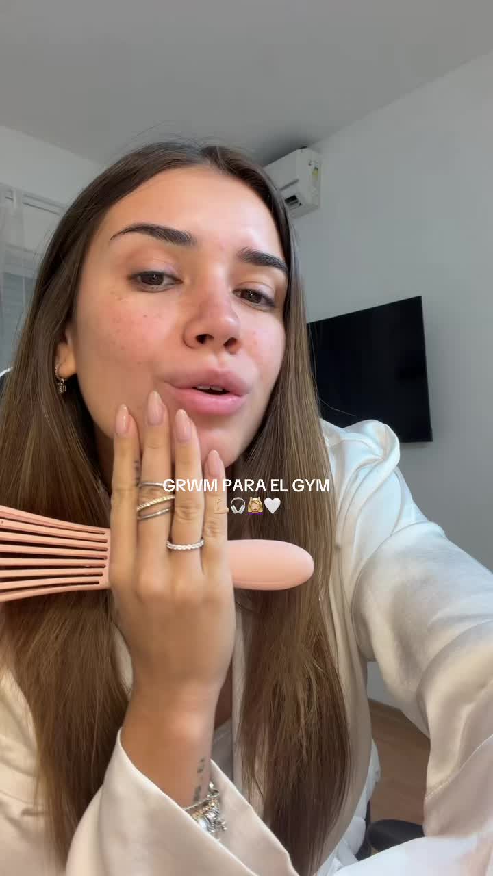 @Lola Tomaszeuski