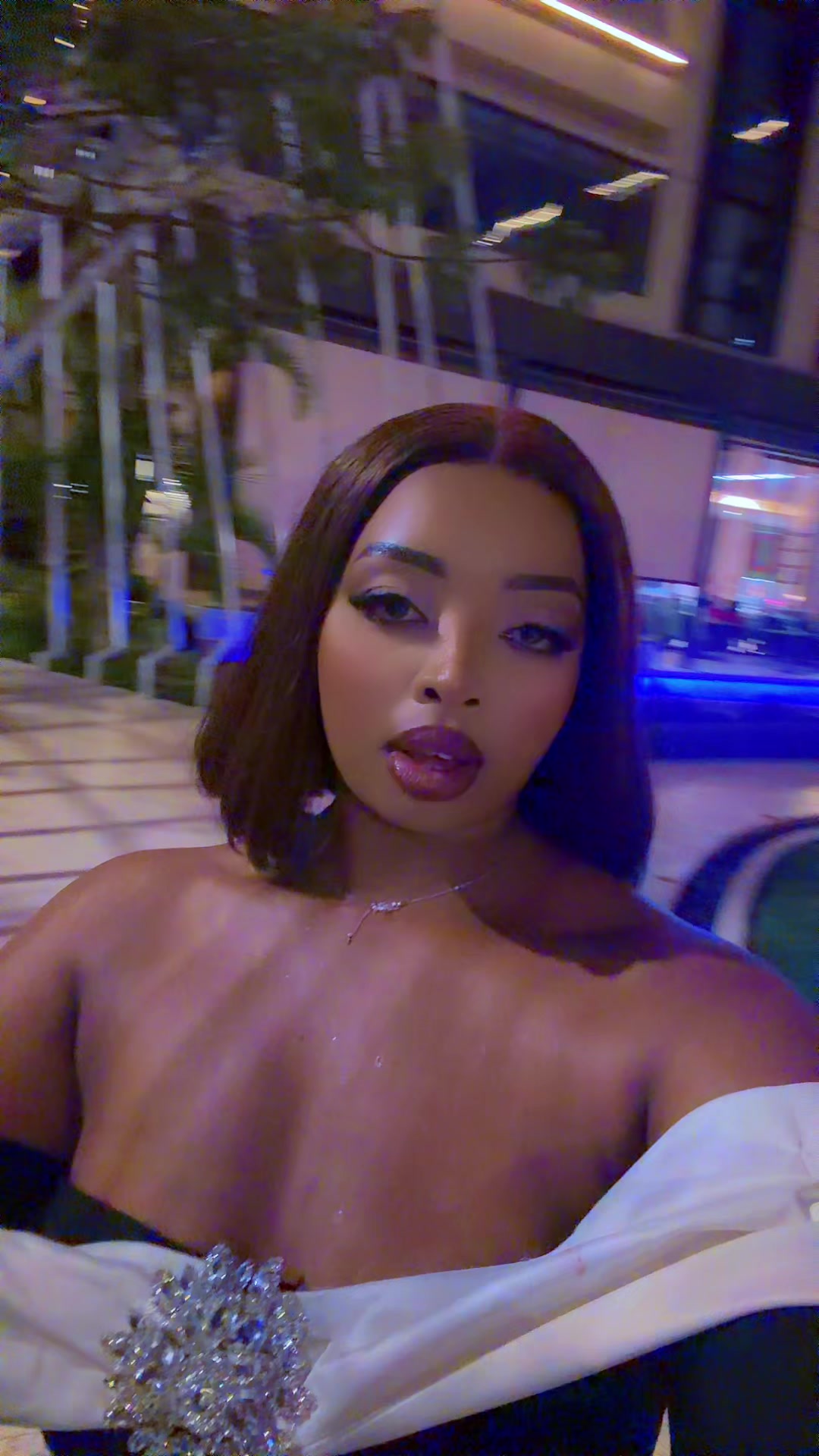 @naomikuria
