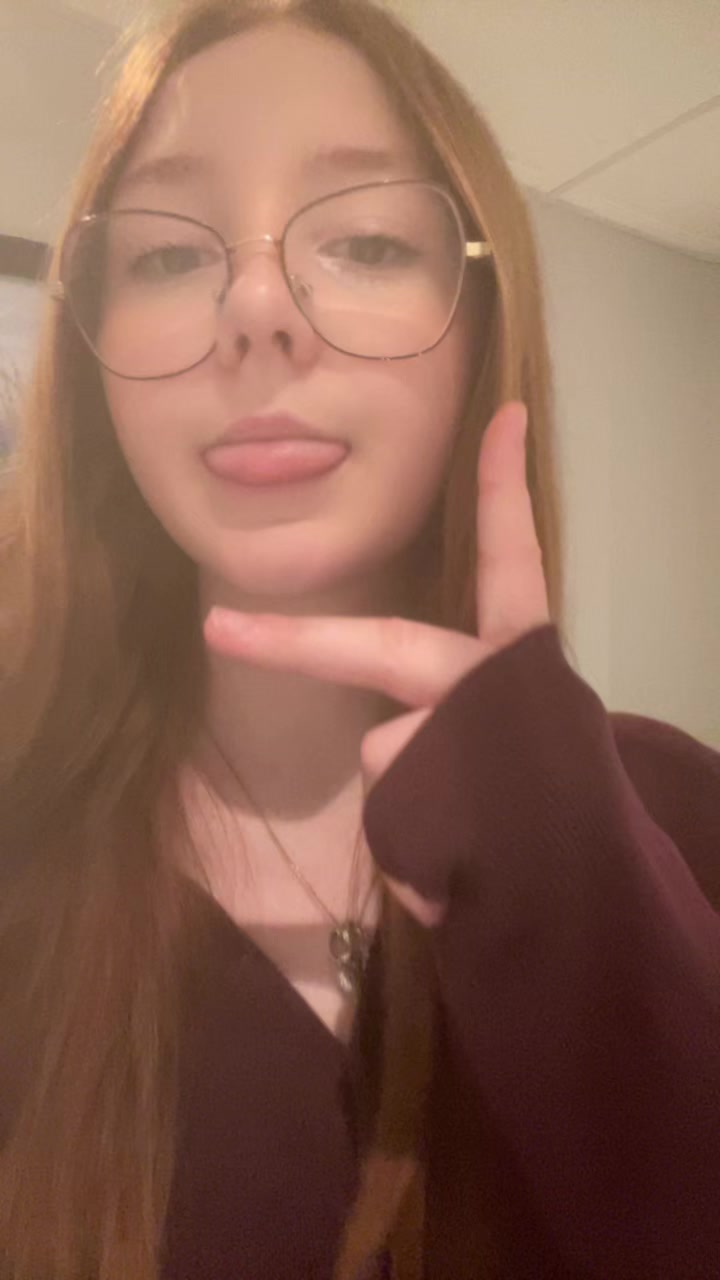@alykev3