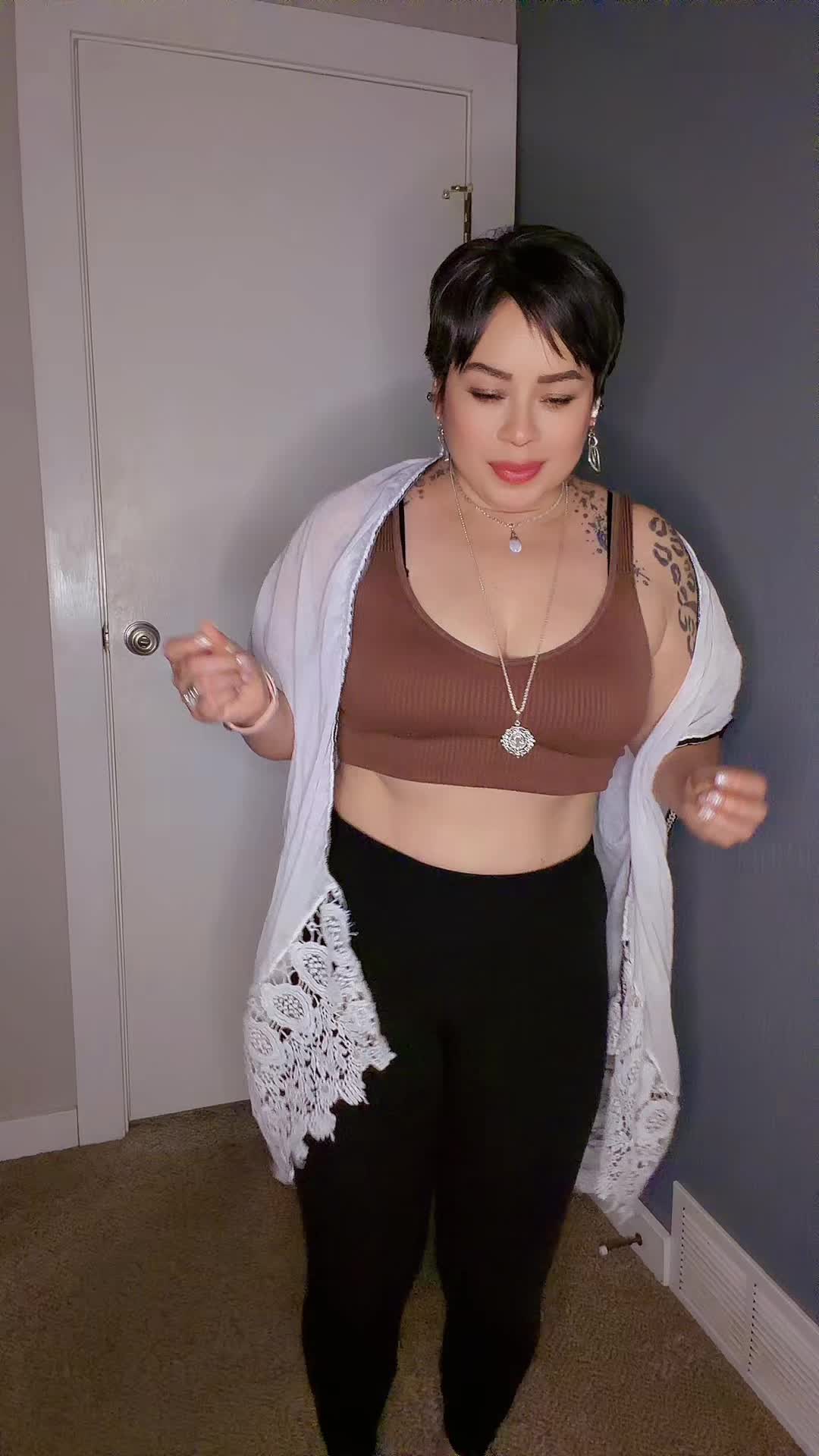 @Chaparrita😈