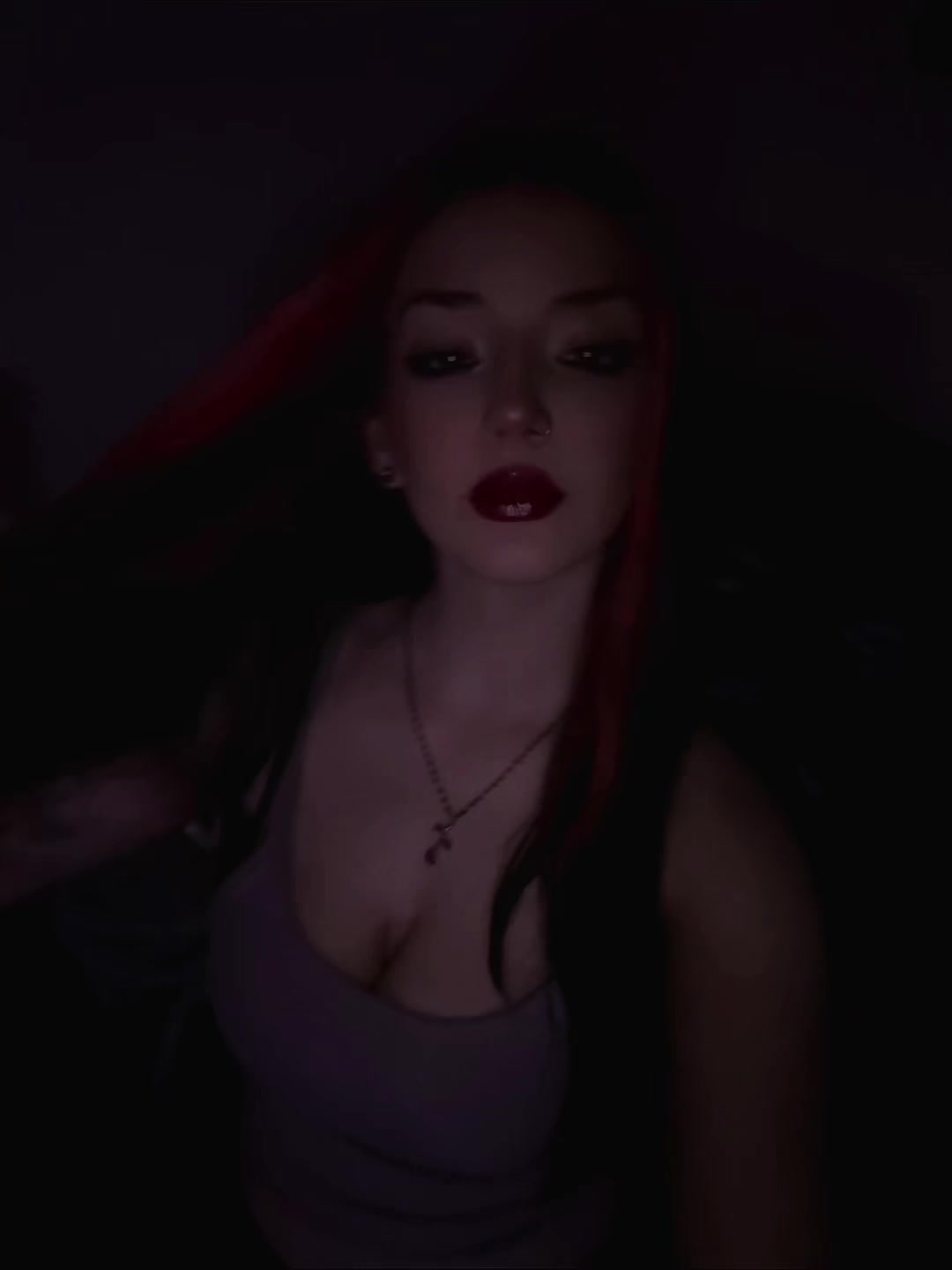 @❦