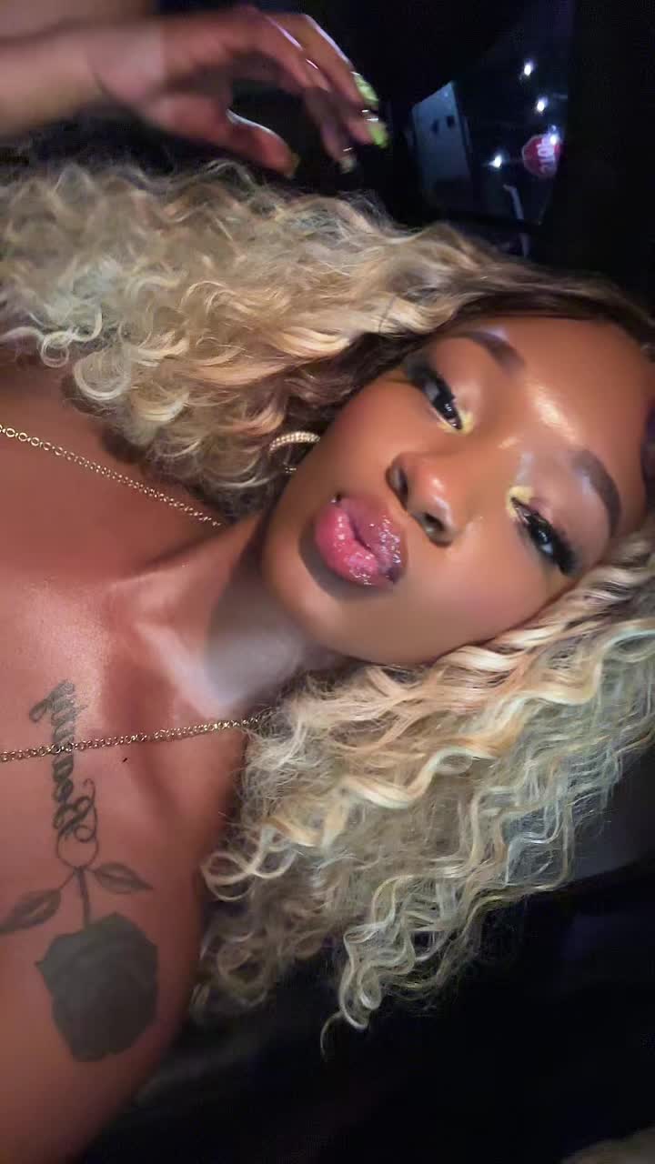 @Beautifull Skyy💋🇯🇲❣️🪭