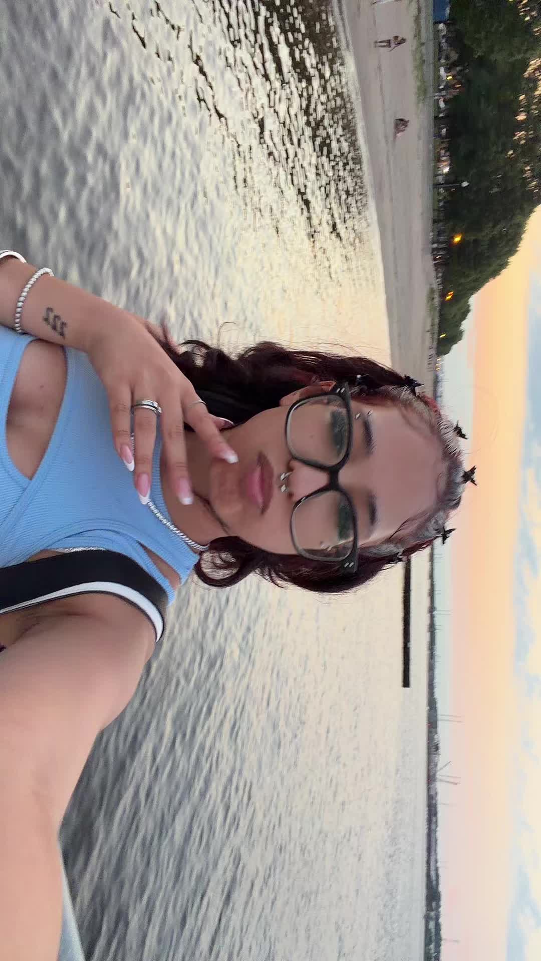 @🥀