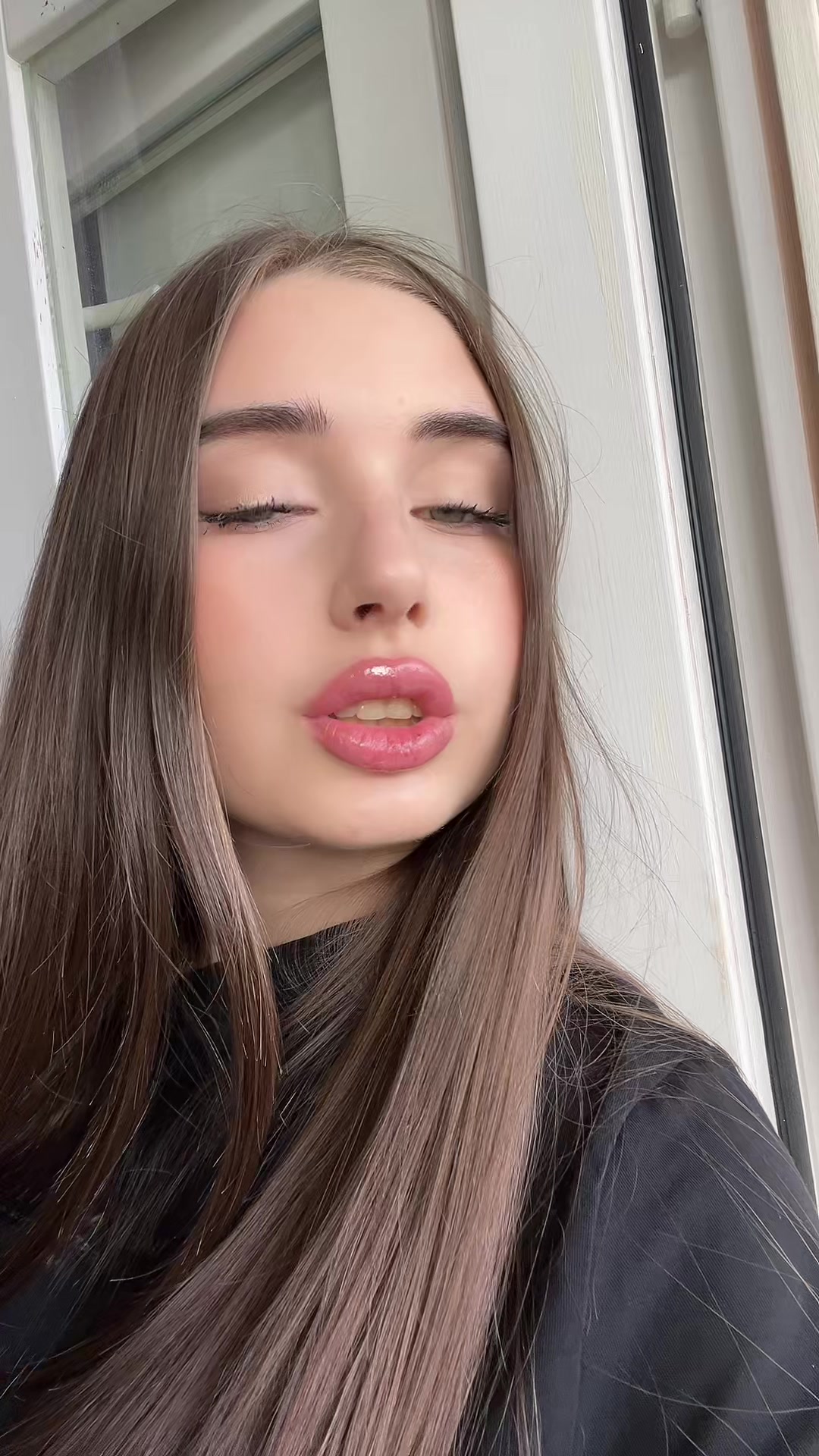 @Кошка