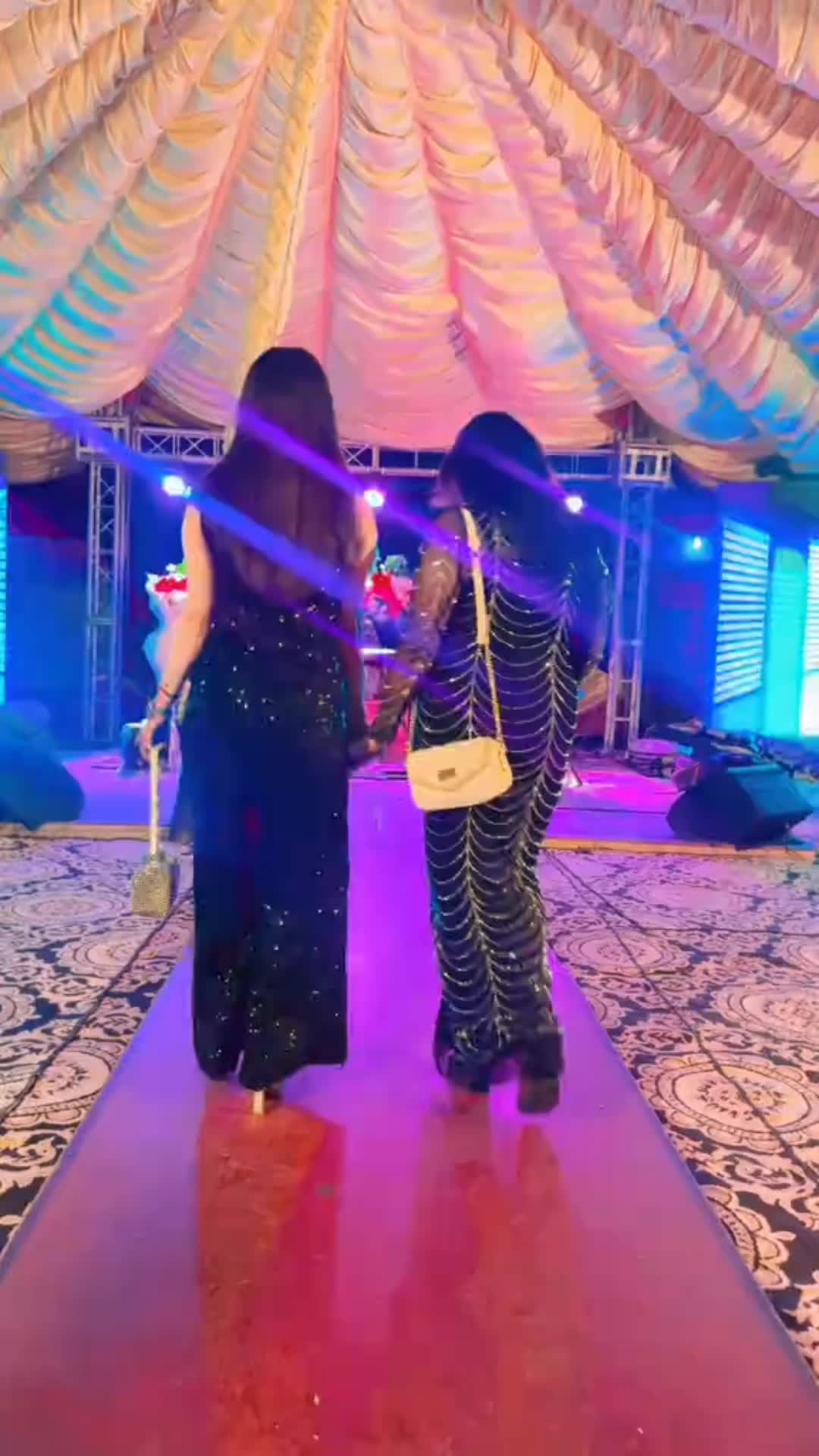 @👑_Queen_👑