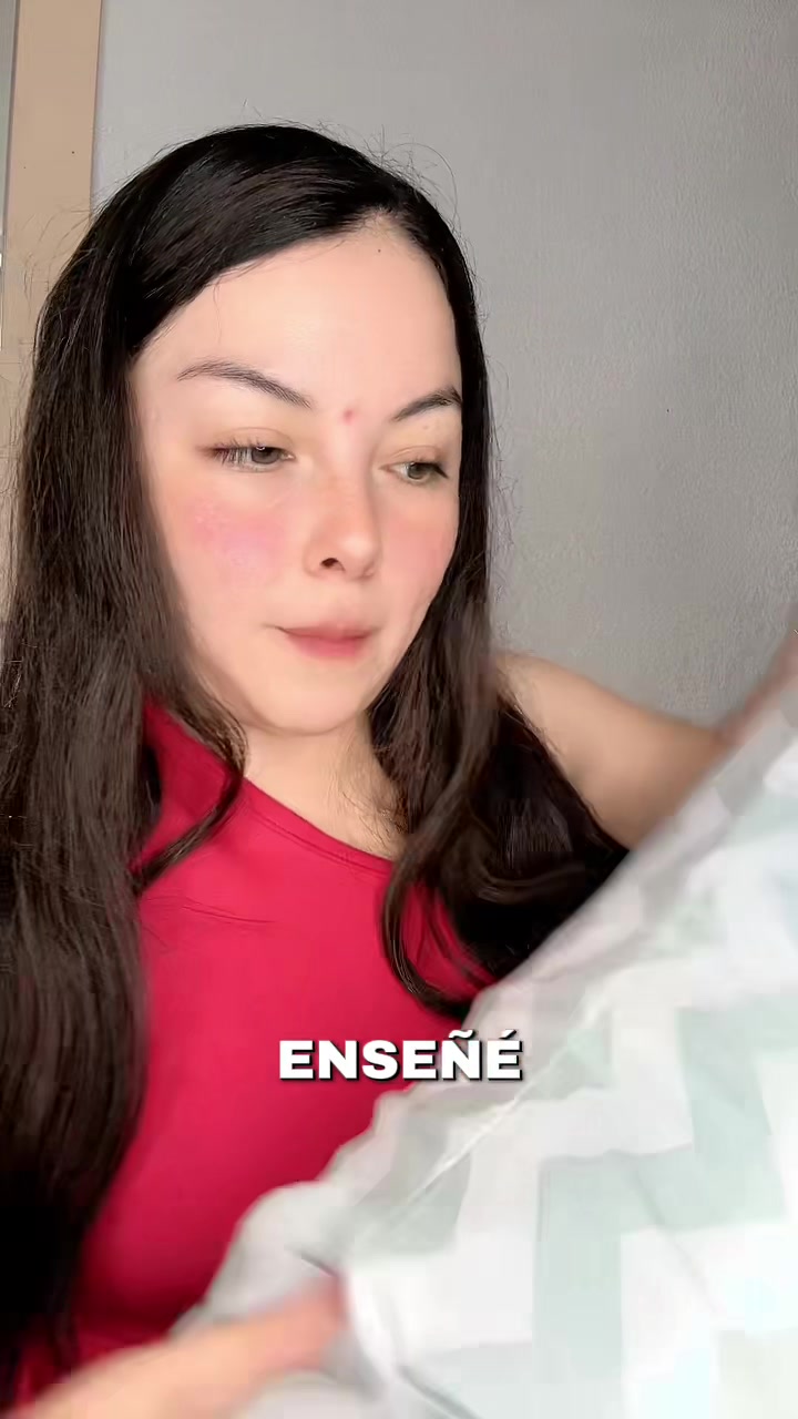 @carlybeautyglow