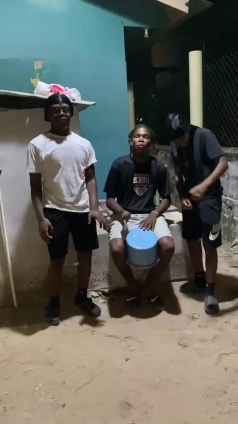 @DR3W_Xclusive
