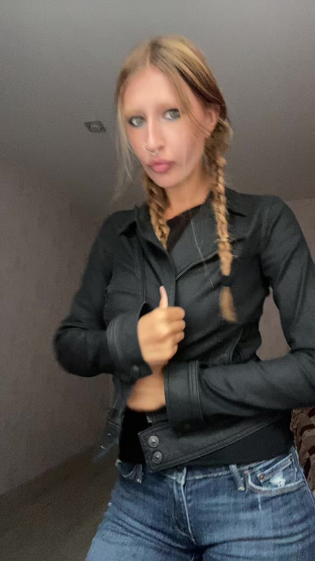 @лиза ваумяу