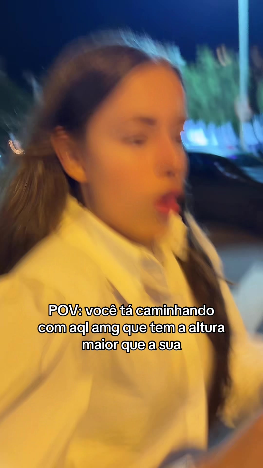 @Julia Andrade