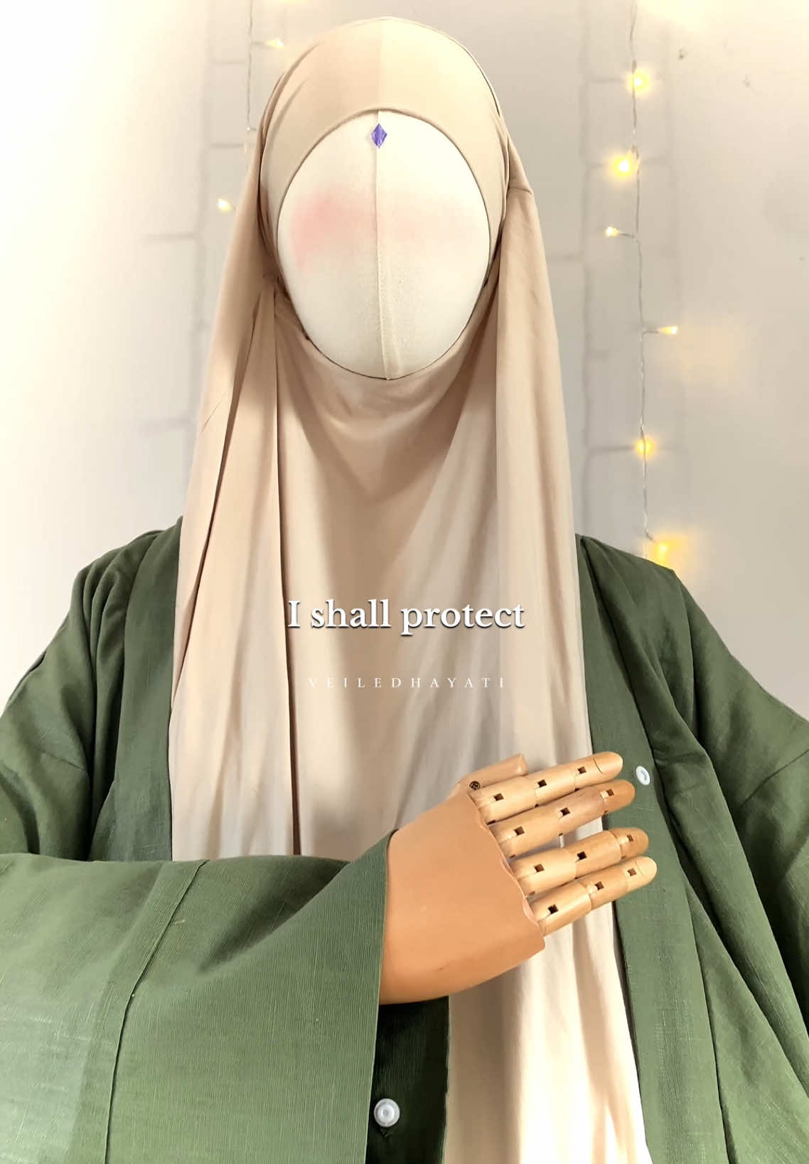 @𝒱𝑒𝒾𝓁𝑒𝒹 𝐻𝒶𝓎𝒶𝓉𝒾 &reg;